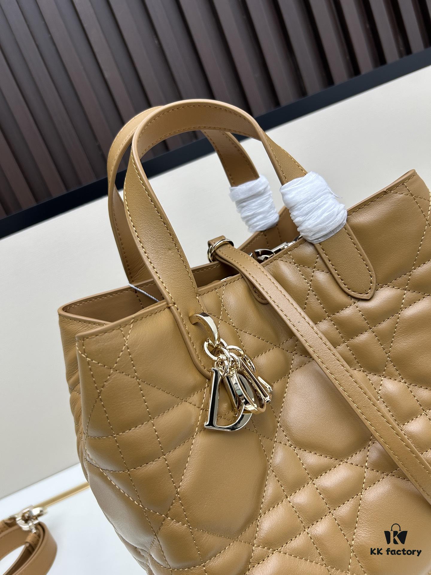 69309db06e68136f4d9ab24b Medium and Small Dior Toujours Vertical Handbag in First-Layer Calfskin with Large Cannage Stitching