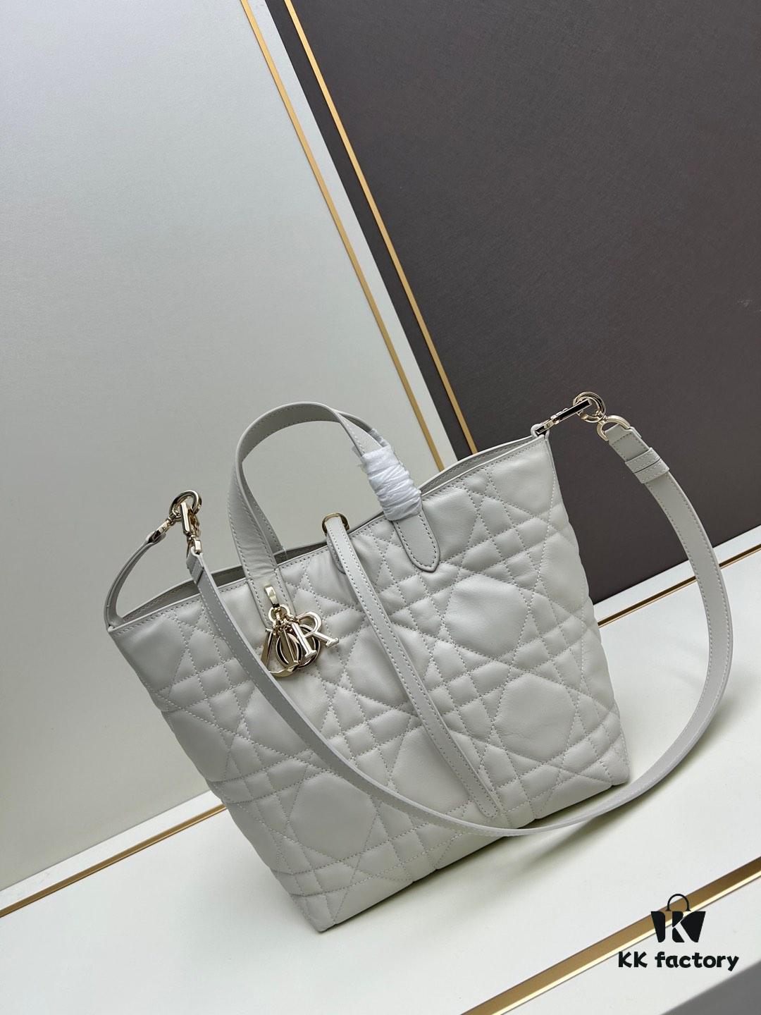Medium and Small Dior Toujours Vertical Handbag in First-Layer Calfskin with Large Quilting
