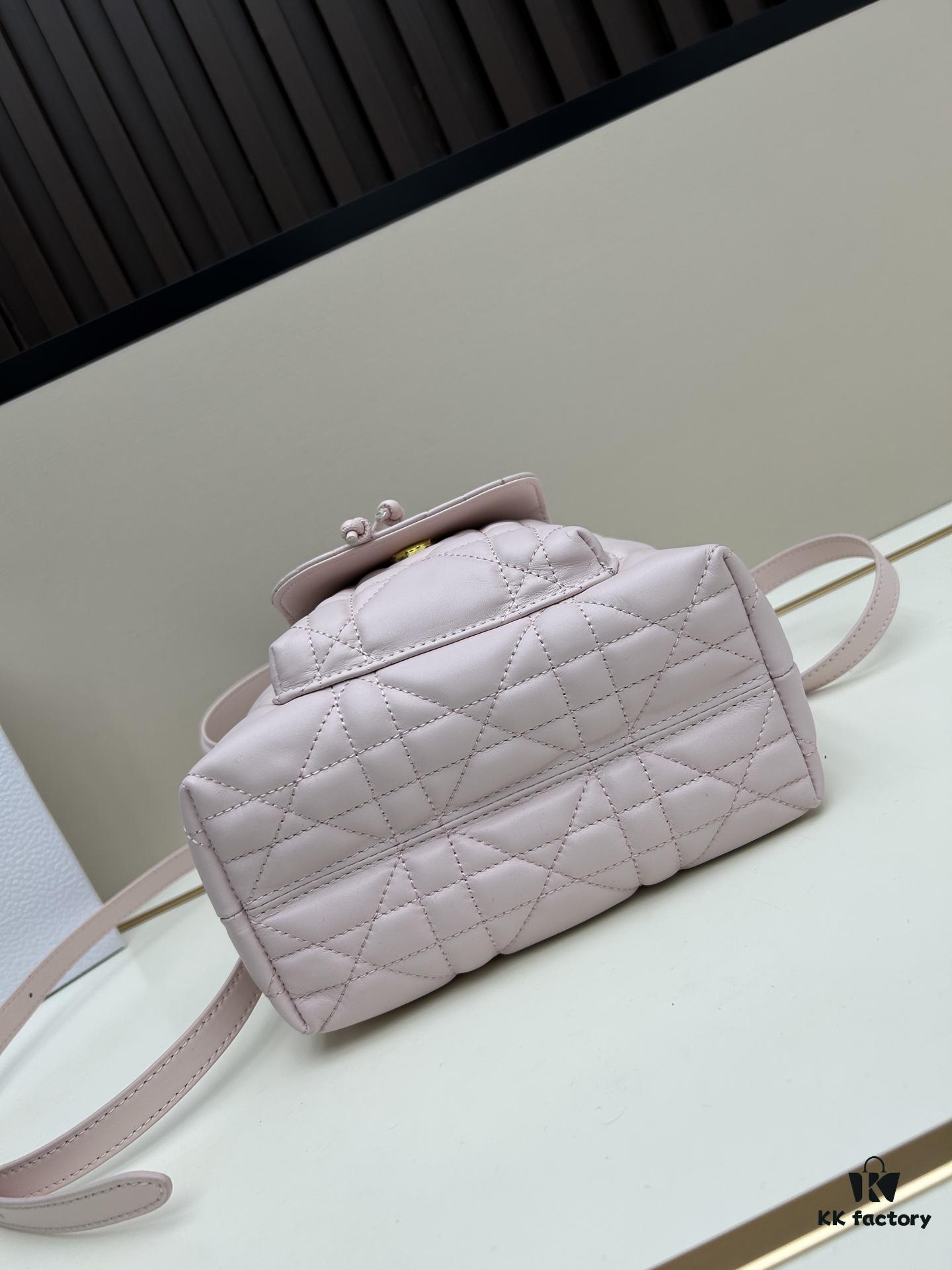 69309dde6e68136f4d9ab294 Large DIOR Caro Bucket Bag – New Arrival from the 2025 Autumn Ready-to-Wear Collection