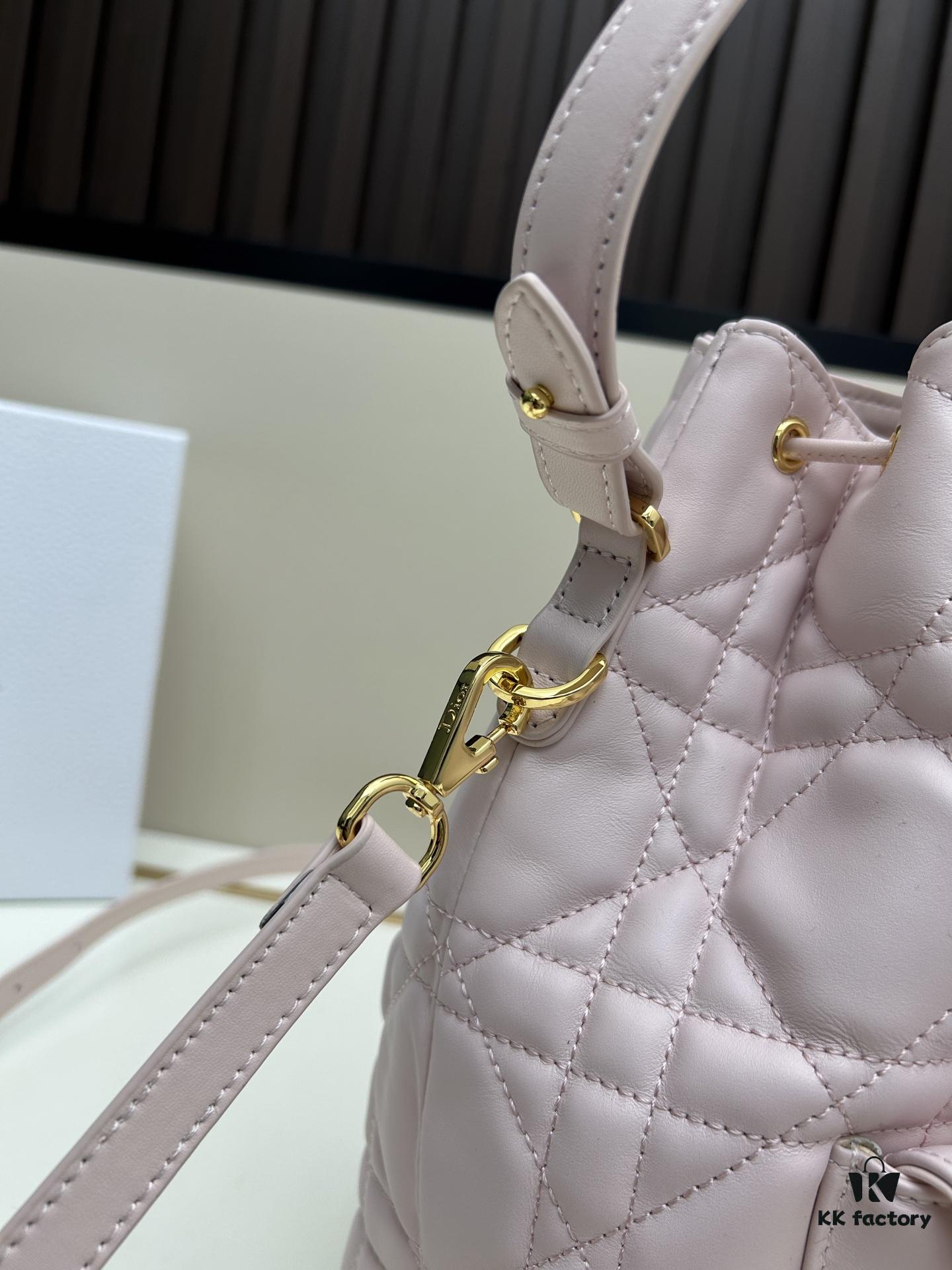 69309ddf6e68136f4d9ab297 Large DIOR Caro Bucket Bag – New Arrival from the 2025 Autumn Ready-to-Wear Collection