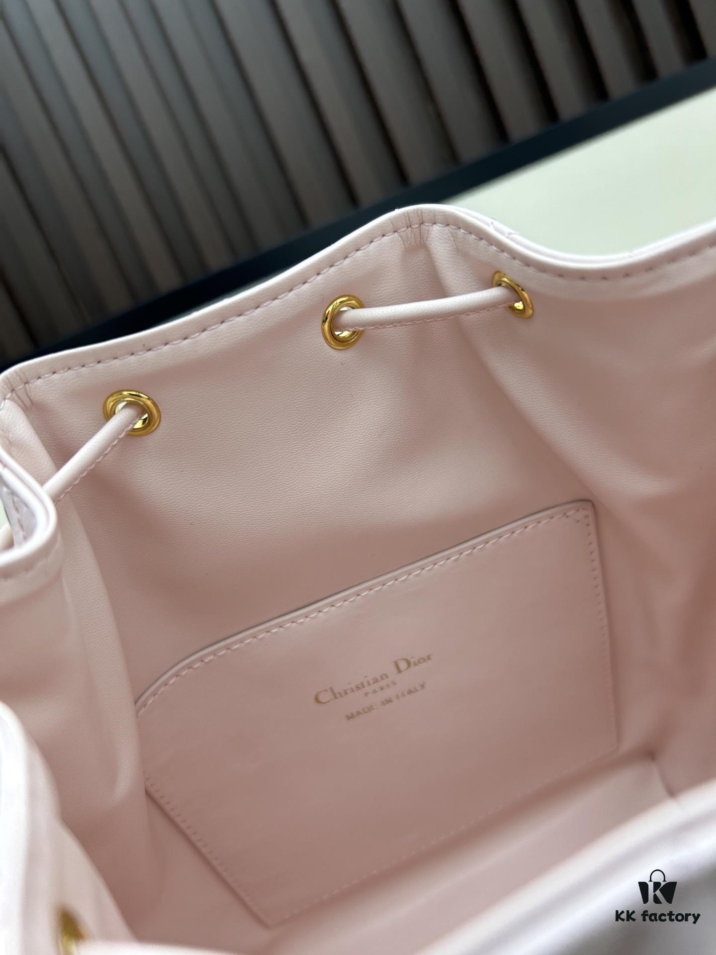 69309de06e68136f4d9ab298 Large DIOR Caro Bucket Bag – New Arrival from the 2025 Autumn Ready-to-Wear Collection