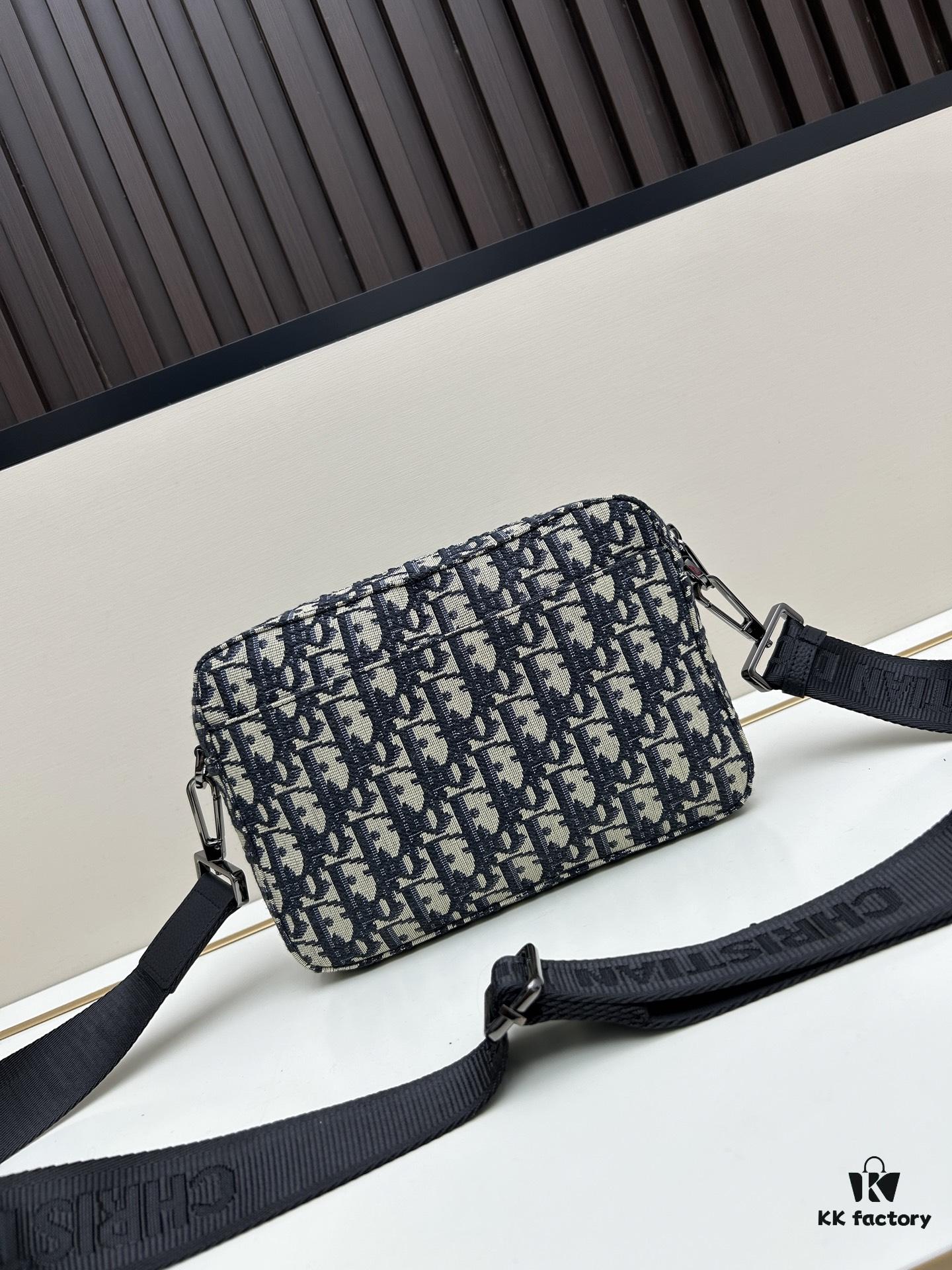 69309e016e68136f4d9ab2c6 Safari Handbag (with Shoulder Strap)