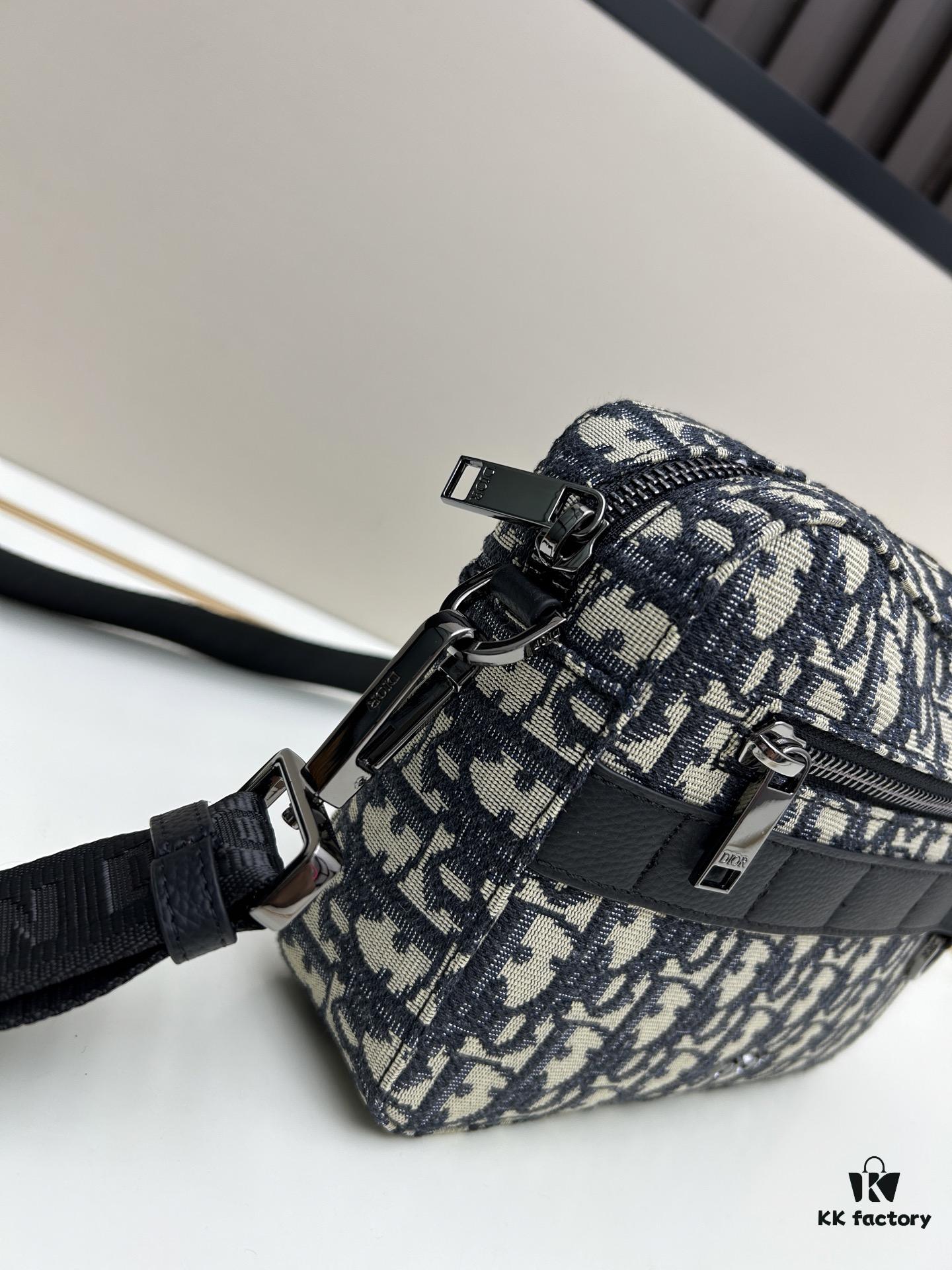 69309e036e68136f4d9ab2c9 Safari Handbag (with Shoulder Strap)