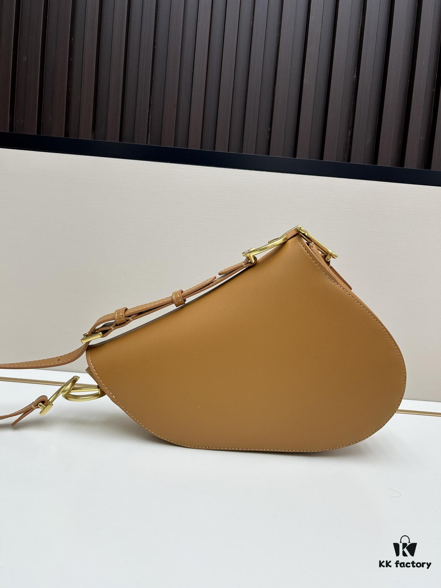 Soft Saddle Hobo Bag