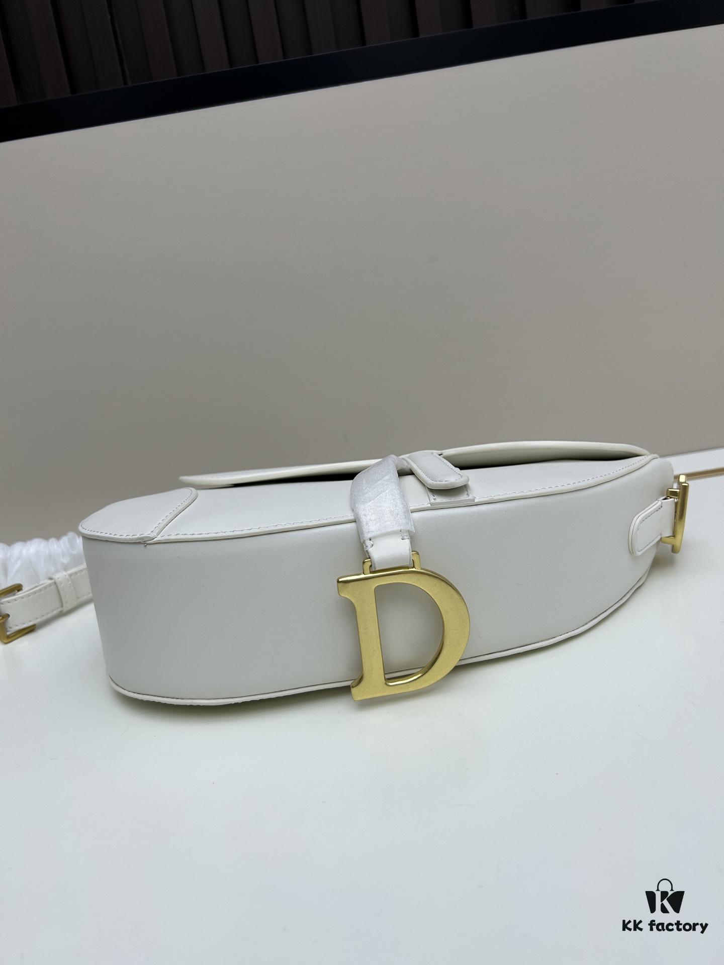 Soft Saddle Hobo Bag