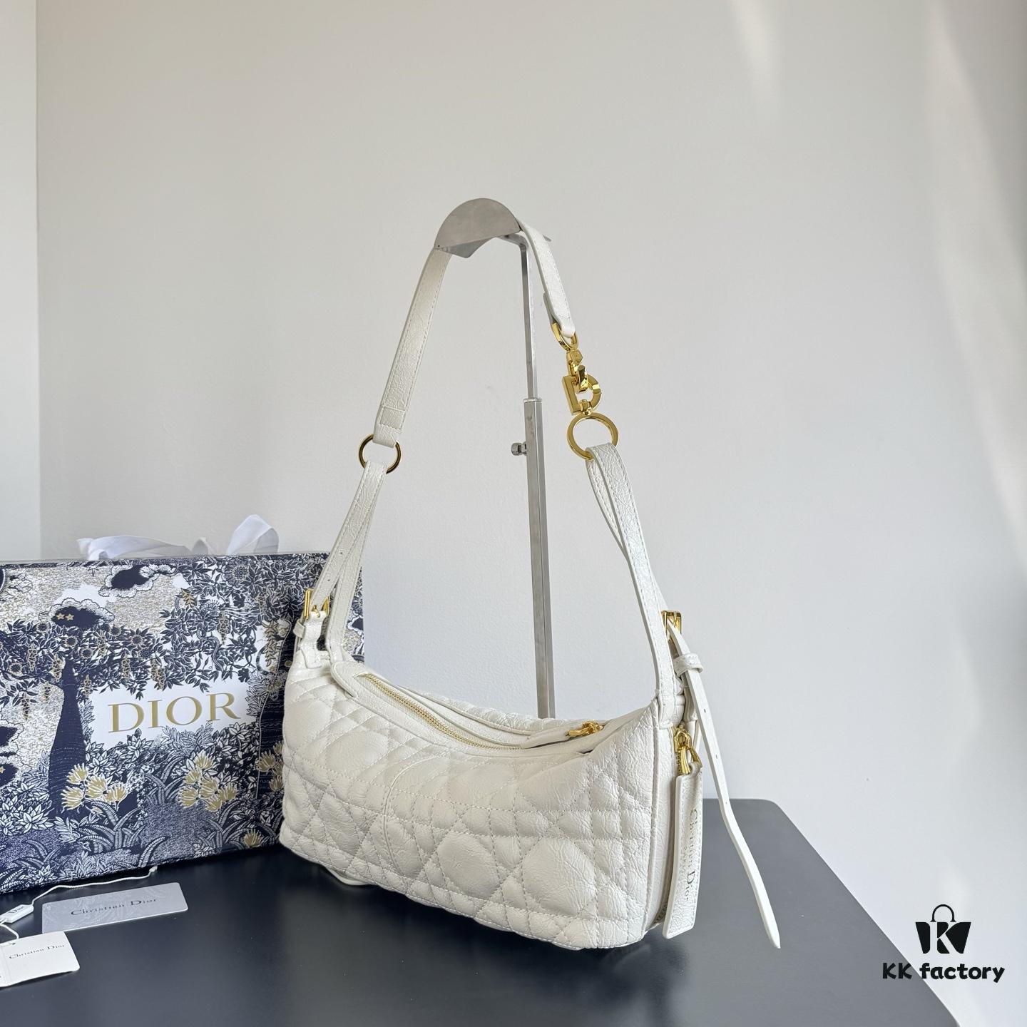 69309e306e68136f4d9ab318 D-Journey Bag – A New Silhouette Reimagining the Puff Bag with Modern Elegance