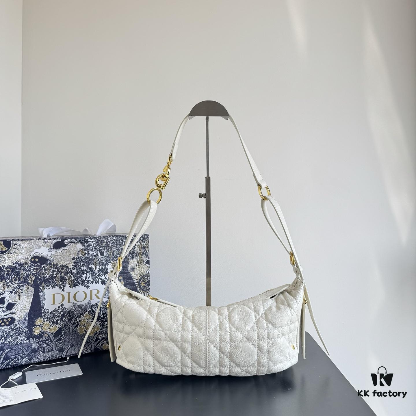 69309e306e68136f4d9ab31a D-Journey Bag – A New Silhouette Reimagining the Puff Bag with Modern Elegance