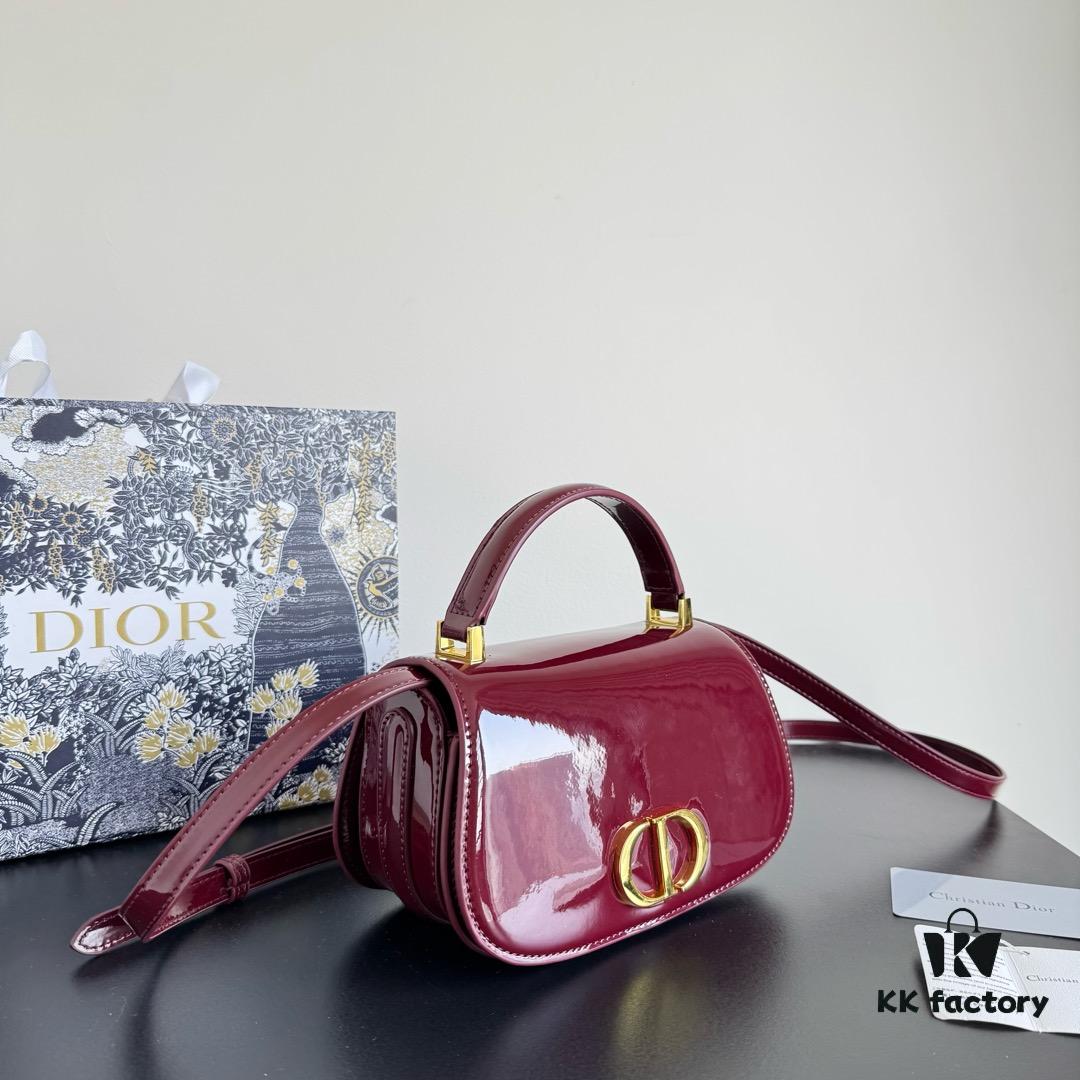 69309e356e68136f4d9ab323 Small 30 Montaigne Avenue Top Handle Bag in Patent Lambskin