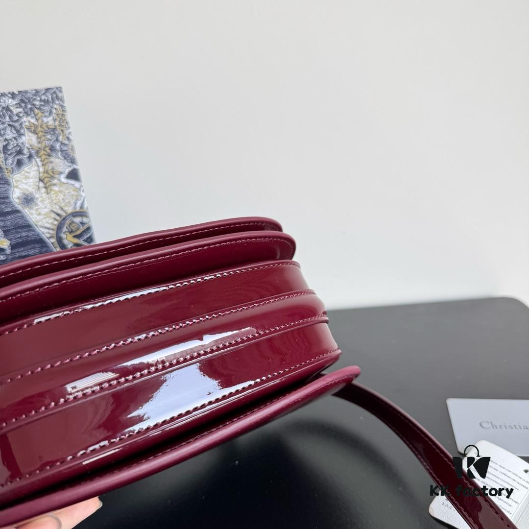69309e356e68136f4d9ab325 Small 30 Montaigne Avenue Top Handle Bag in Patent Lambskin