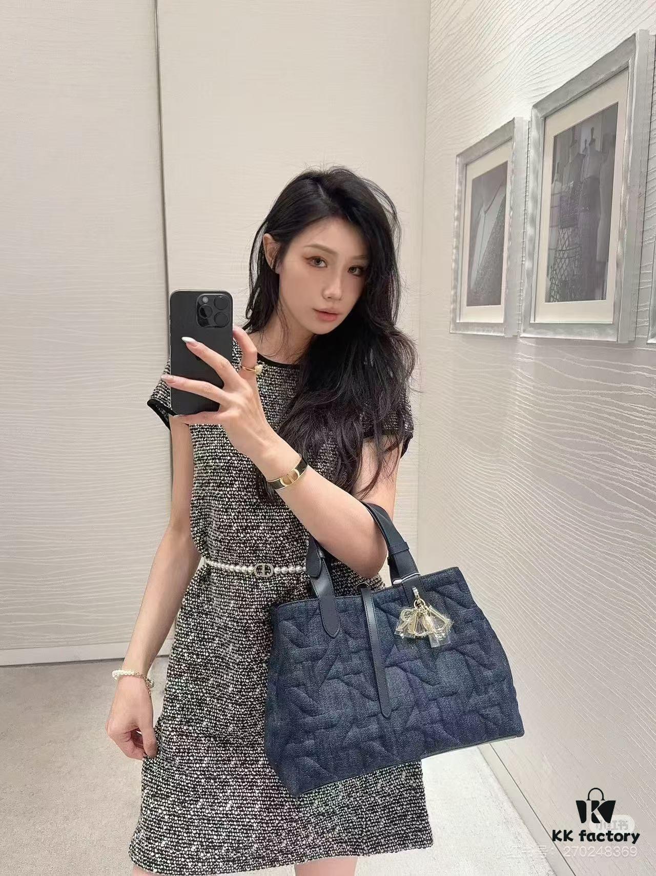 69309e5f6e68136f4d9ab372 Groove Boston Mini Handbag, Dior Top-Quality Original Leather