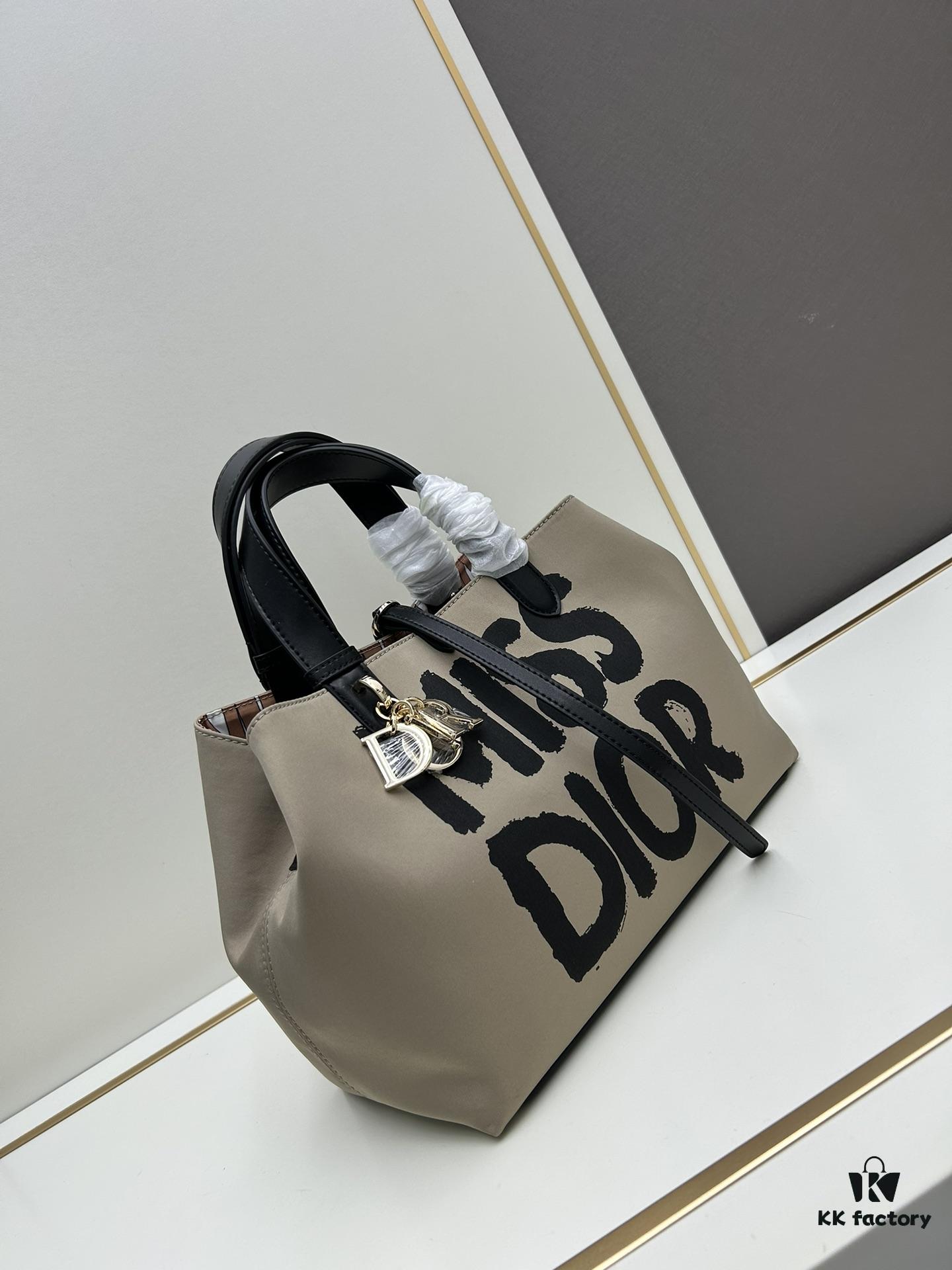 69309e716e68136f4d9ab390 Groove Boston Mini Handbag, Dior Top-Quality Original Leather