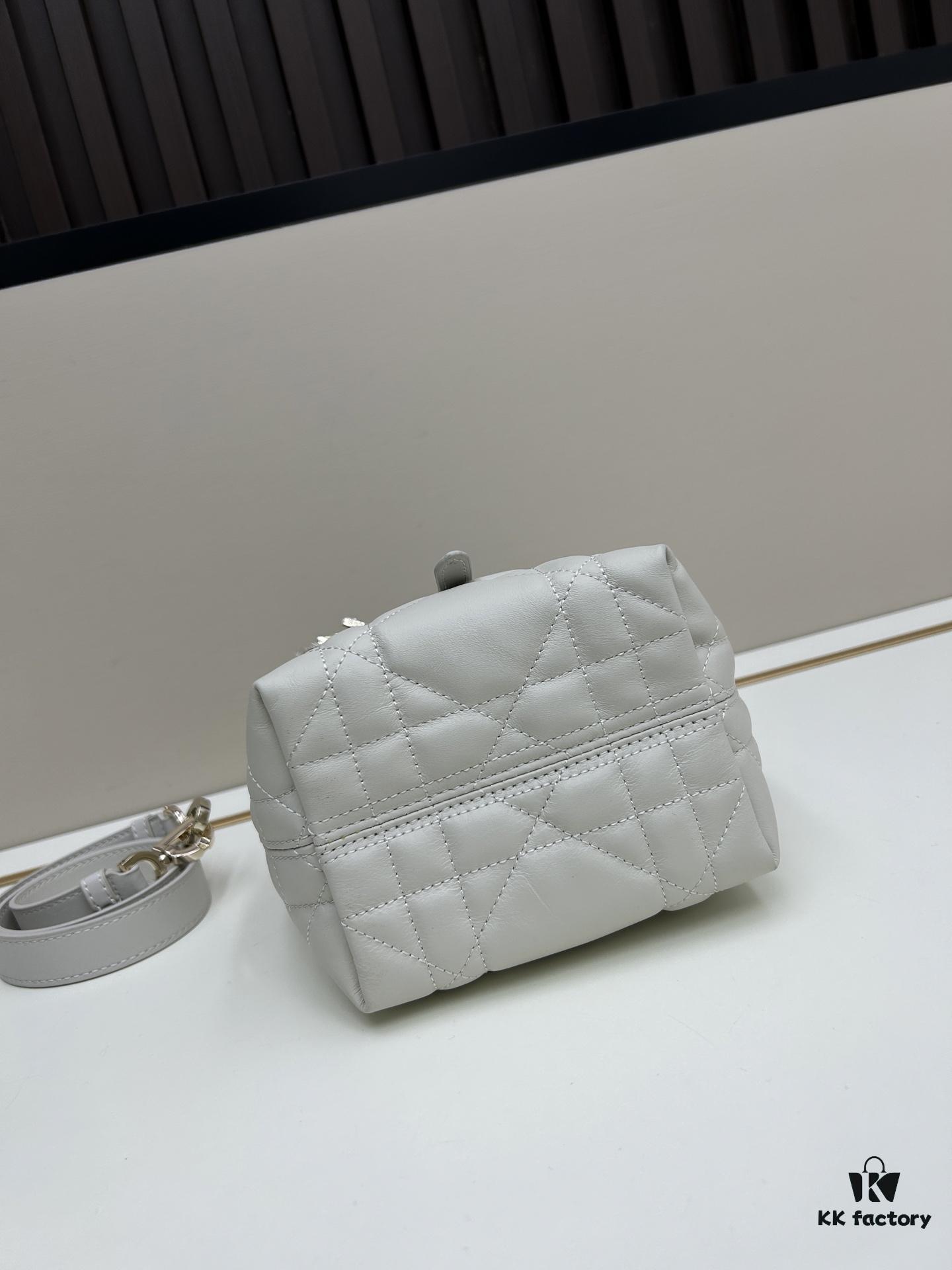 69309e896e68136f4d9ab3be Dior Toujours Vertical Handbag in Blush Beige Calfskin with Quilted Diamond Stitching
