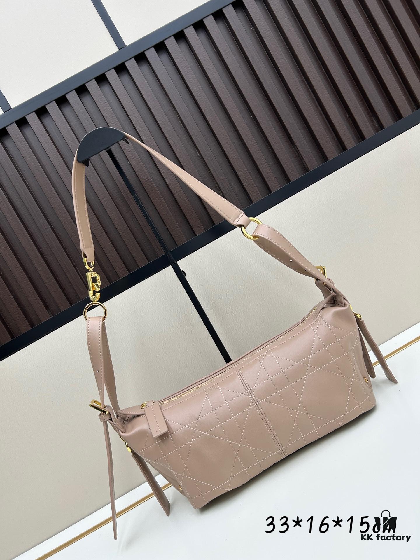 69309ecf6e68136f4d9ab437 Large D-Journey Bag in Fabric with Leather Trim