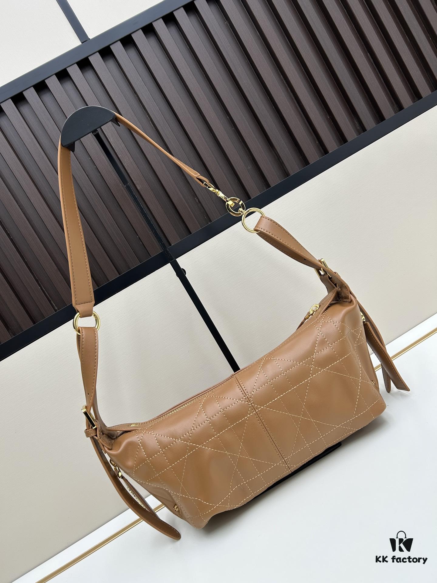 69309ee56e68136f4d9ab462 Large D-Journey Bag in Fabric and Leather with Box Set