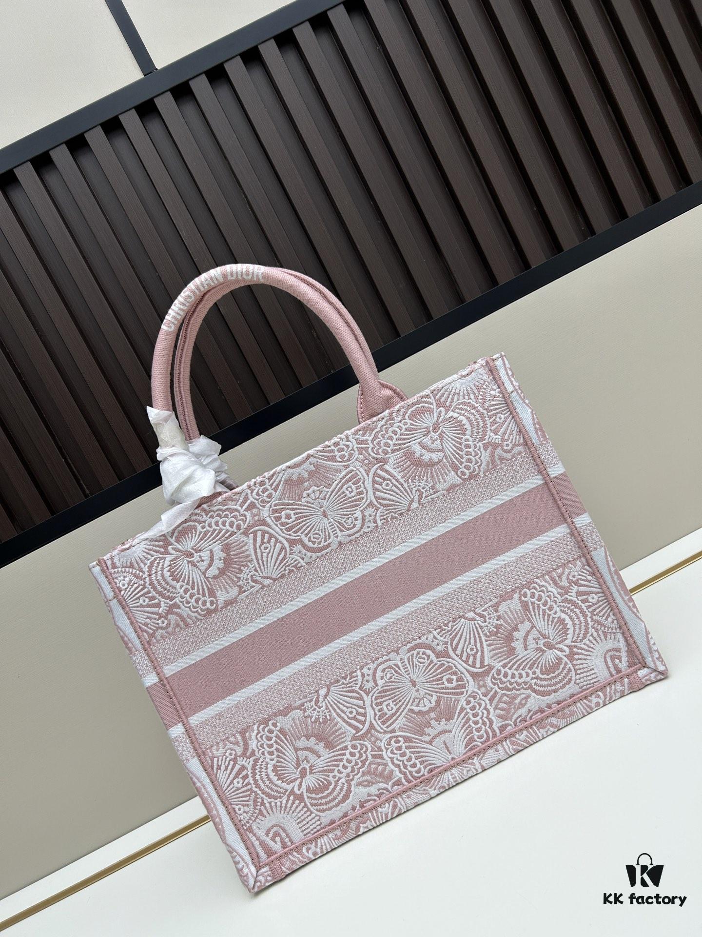69309ef76e68136f4d9ab47f Original Order Large and Medium Size Di0r Book Tote
