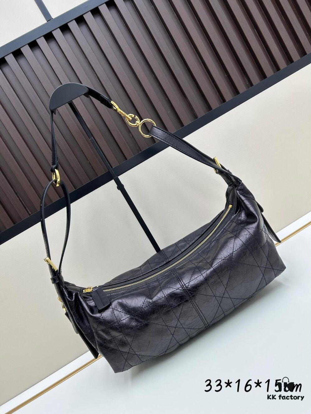 69309f046e68136f4d9ab496 Large Cd-M2417 D-Journey Bag
