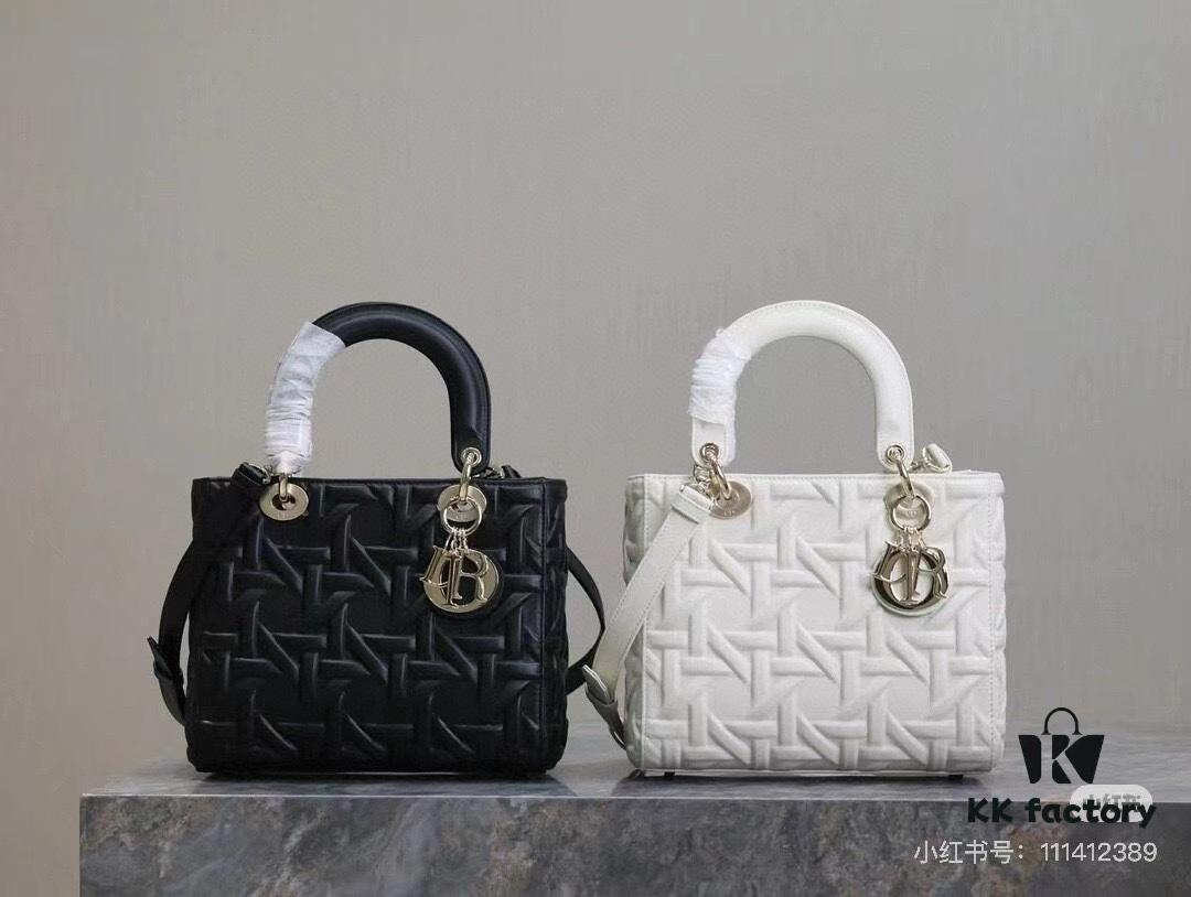 69309f0f6e68136f4d9ab4a8 Dior Top-Grade Original Leather Five-Gusset Lady Dior Bag 'Black Embossed Diamond Quilting'