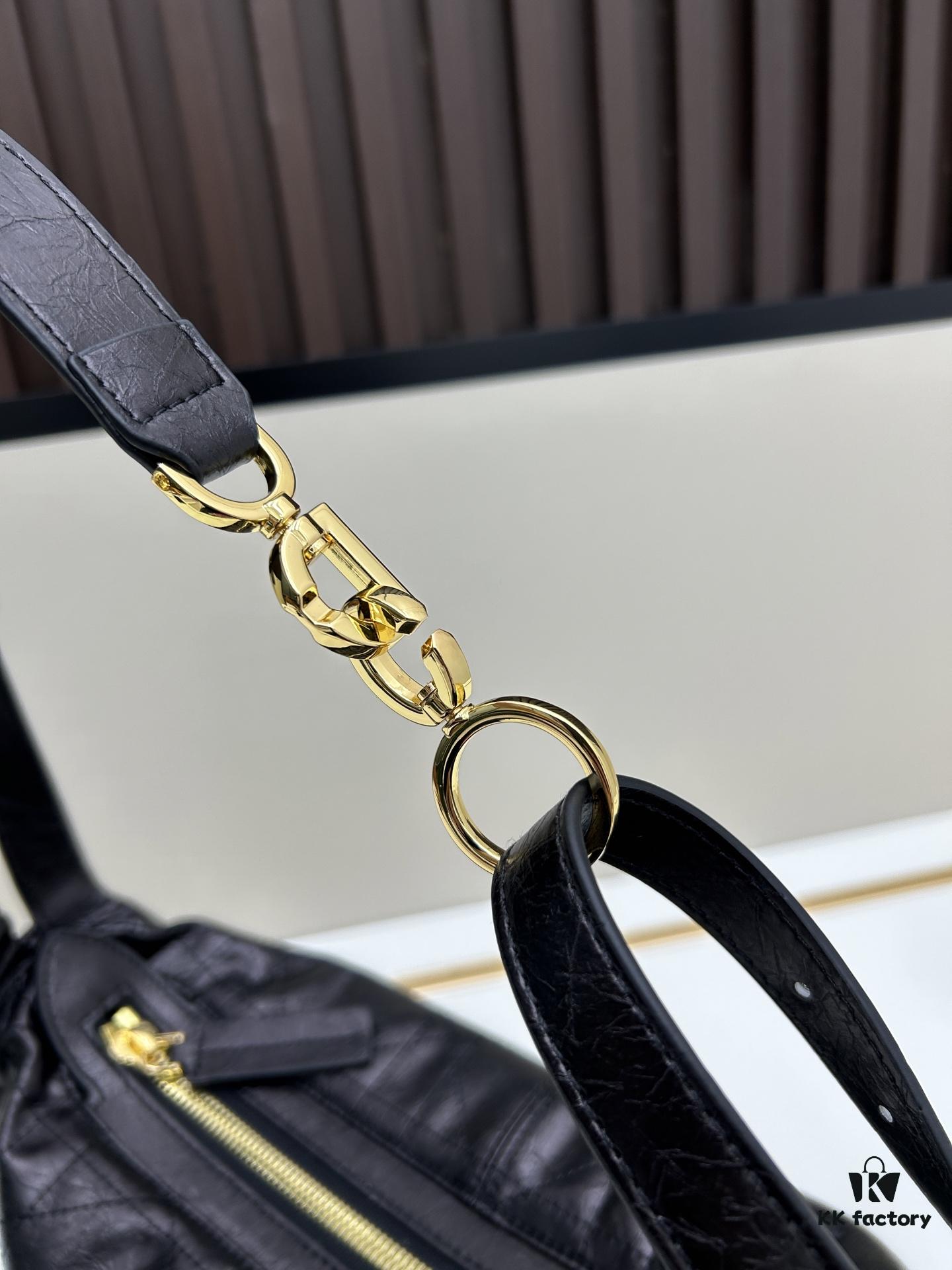 69309f0f6e68136f4d9ab4a9 Small 'Cd-m2416' D-Journey Bag