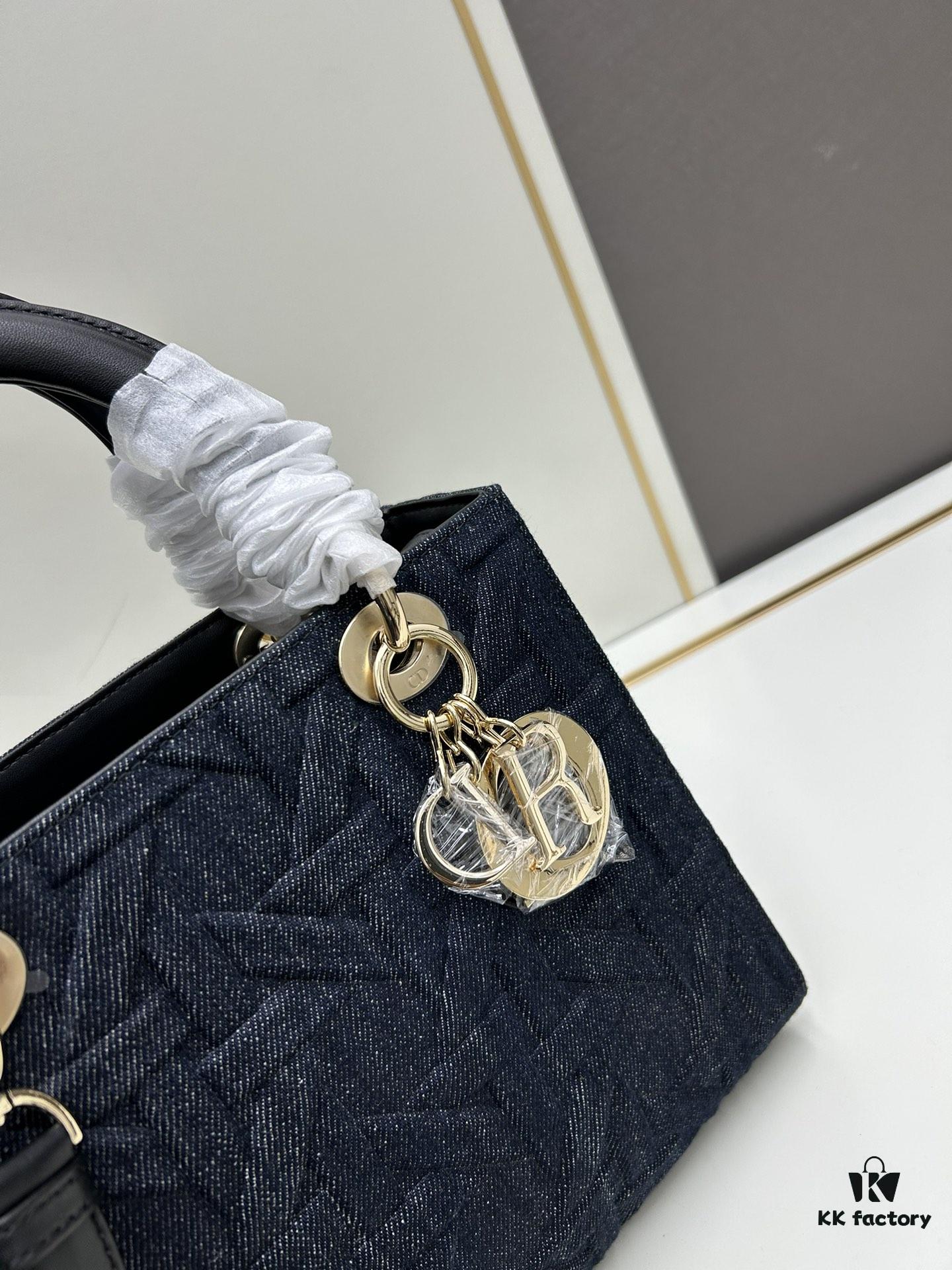 69309f1b6e68136f4d9ab4be Dior Top-Grade Original Leather Cannage Lady Dior Bag in Black Embossed Quilting