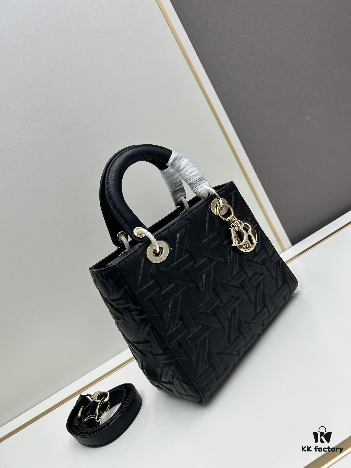 69309f216e68136f4d9ab4c7 Dior Lady Dior Top-Grade Original Leather Quilted Handbag in Black Embossed Chevron Pattern