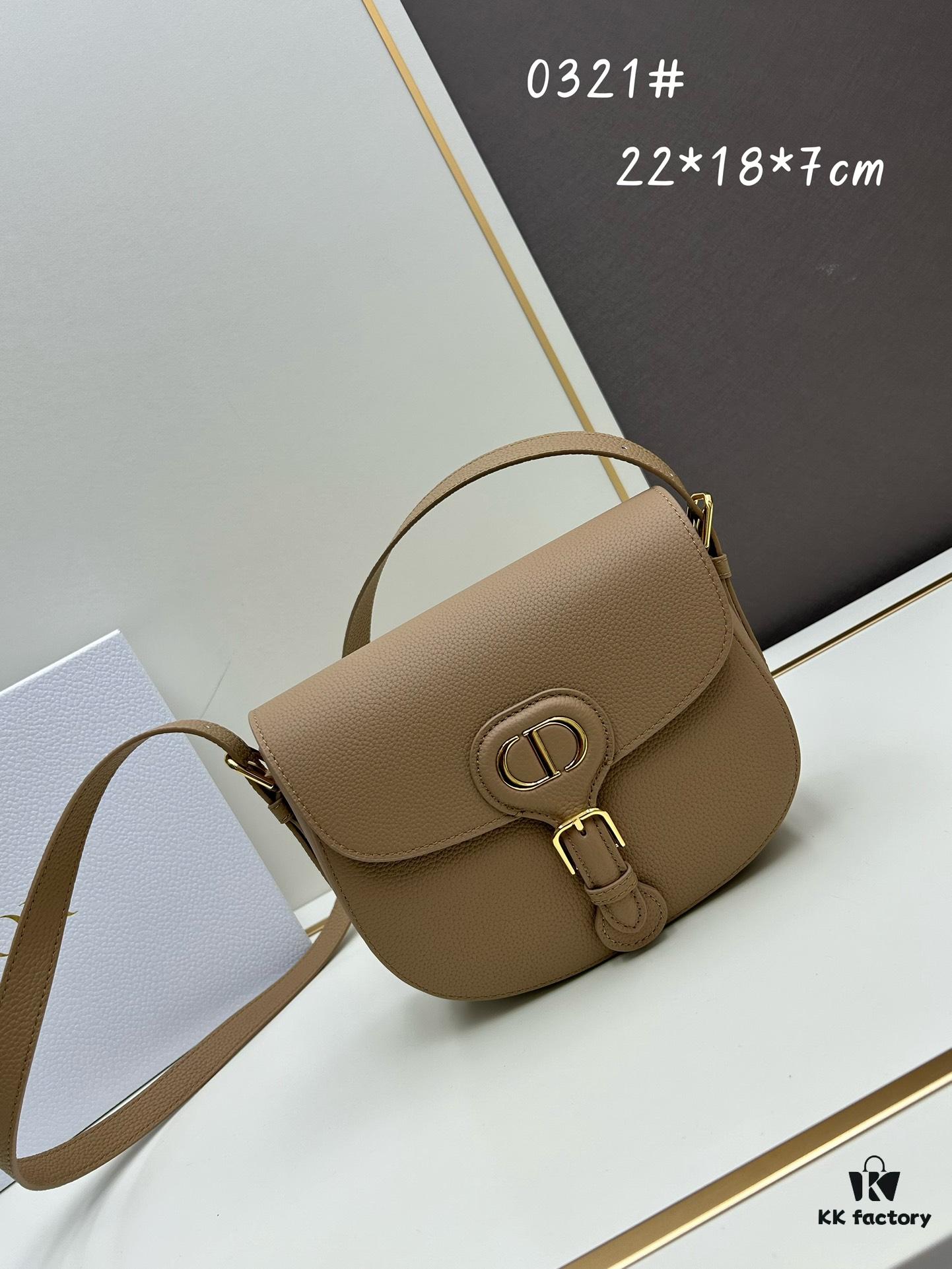 69309f536e68136f4d9ab51d Dior Bobby Tofu Bag, Vintage Full-Grain Leather, 22-inch Antique Hardware, Early Autumn New Retro Style