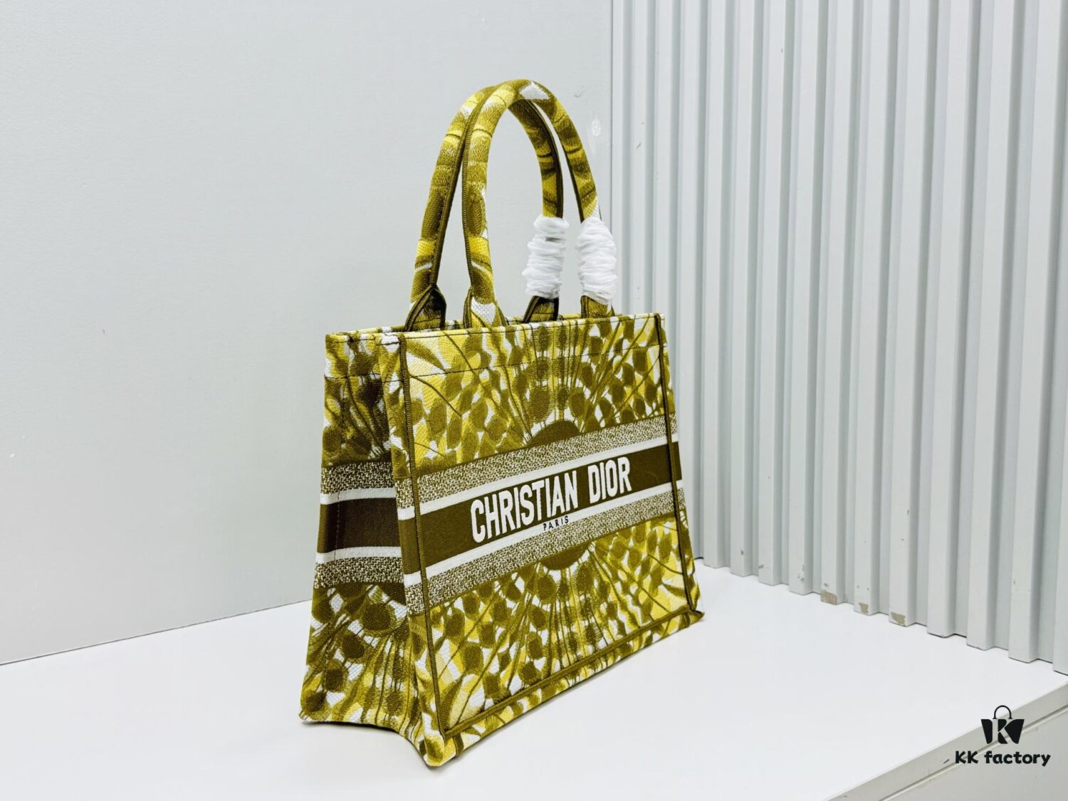 ️Thick Yarn Heavy Fabric Original Order Medium Size [Di0r Book Tote]