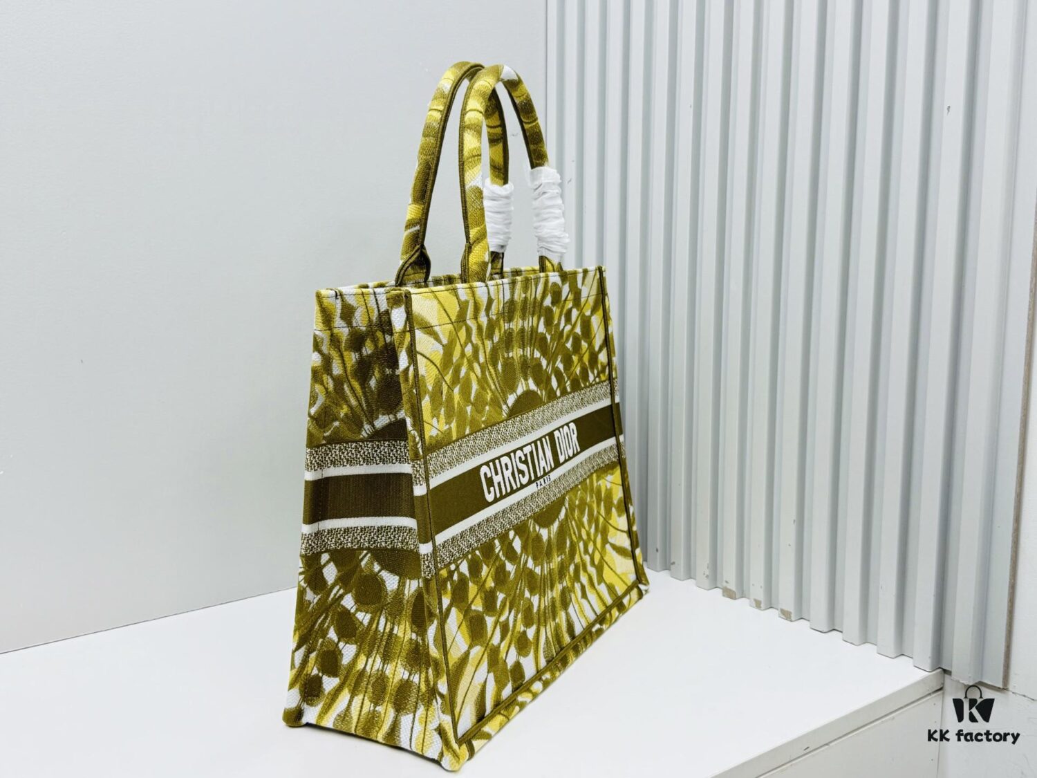 Thick Stitching, Heavy Fabric Original Order Large Size [Dior Book Tote]
