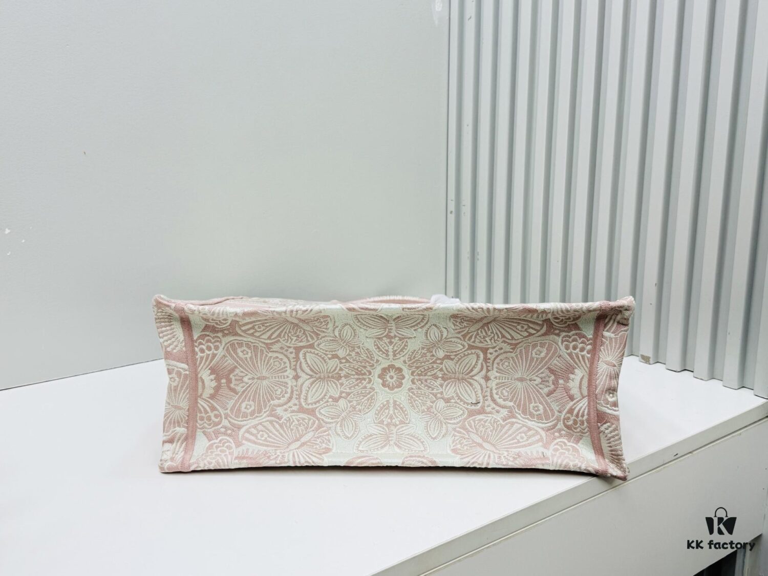 69309f7e6e68136f4d9ab55d Oversized Original Order Thick Yarn Fabric Dior Book Tote