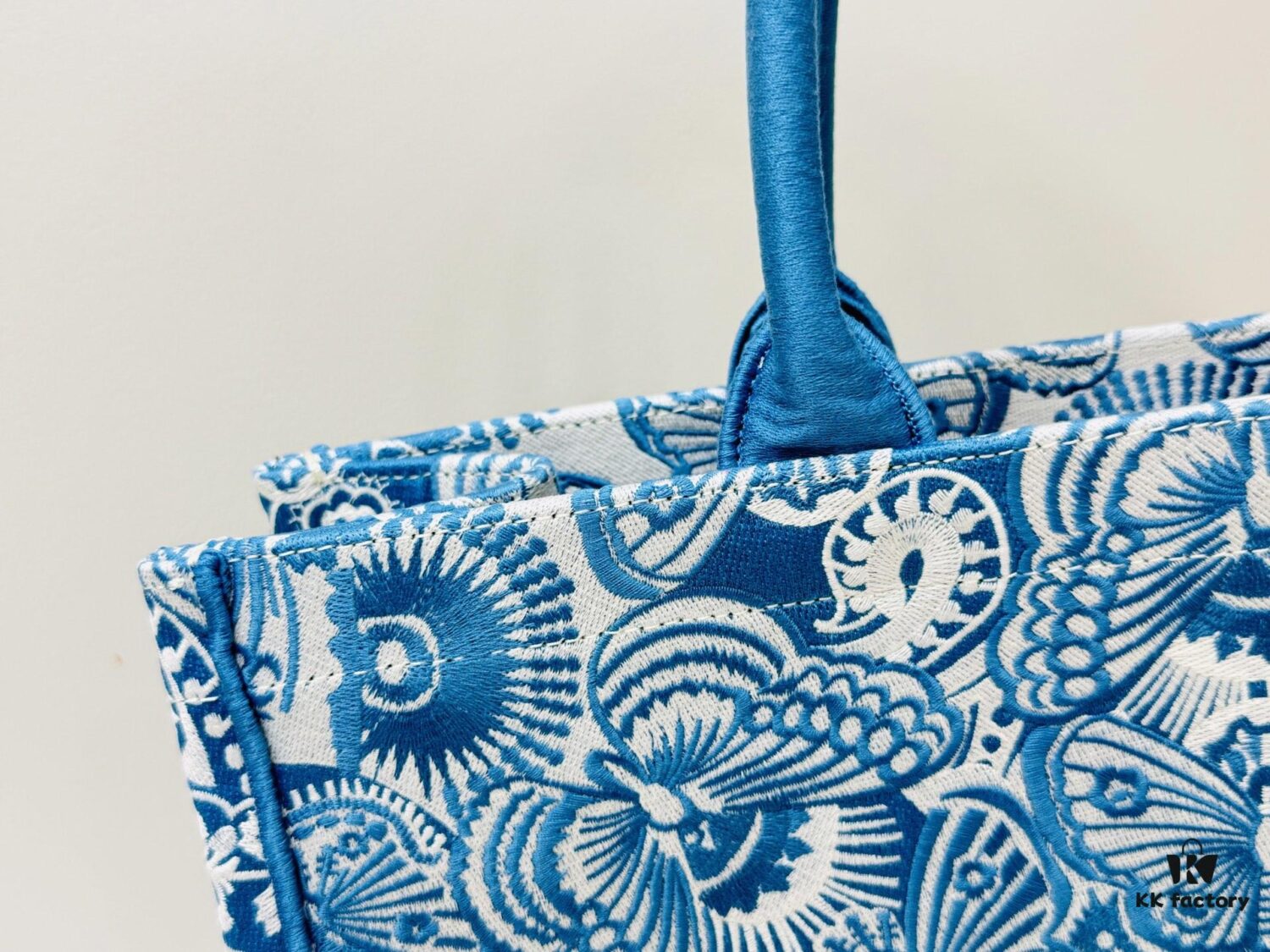 69309f8c6e68136f4d9ab56f Oversized Original Order Thick Yarn Fabric Dior Book Tote