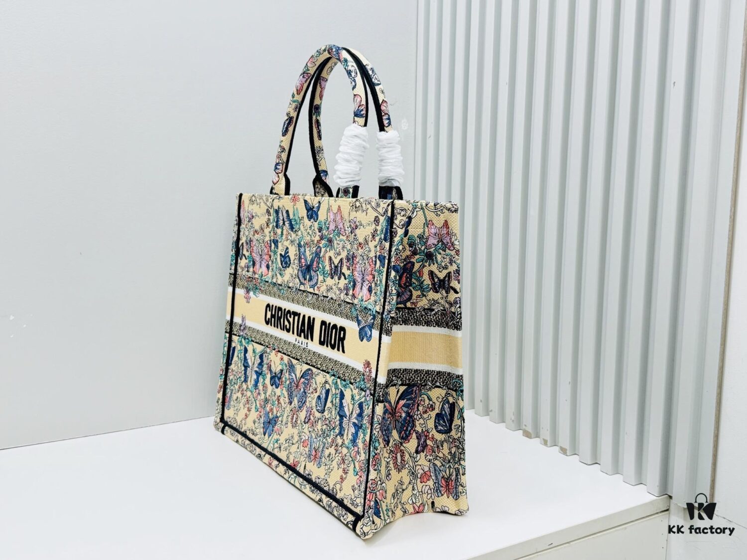 69309fa16e68136f4d9ab593 Oversized Original Order Thick Yarn Fabric Dior Book Tote