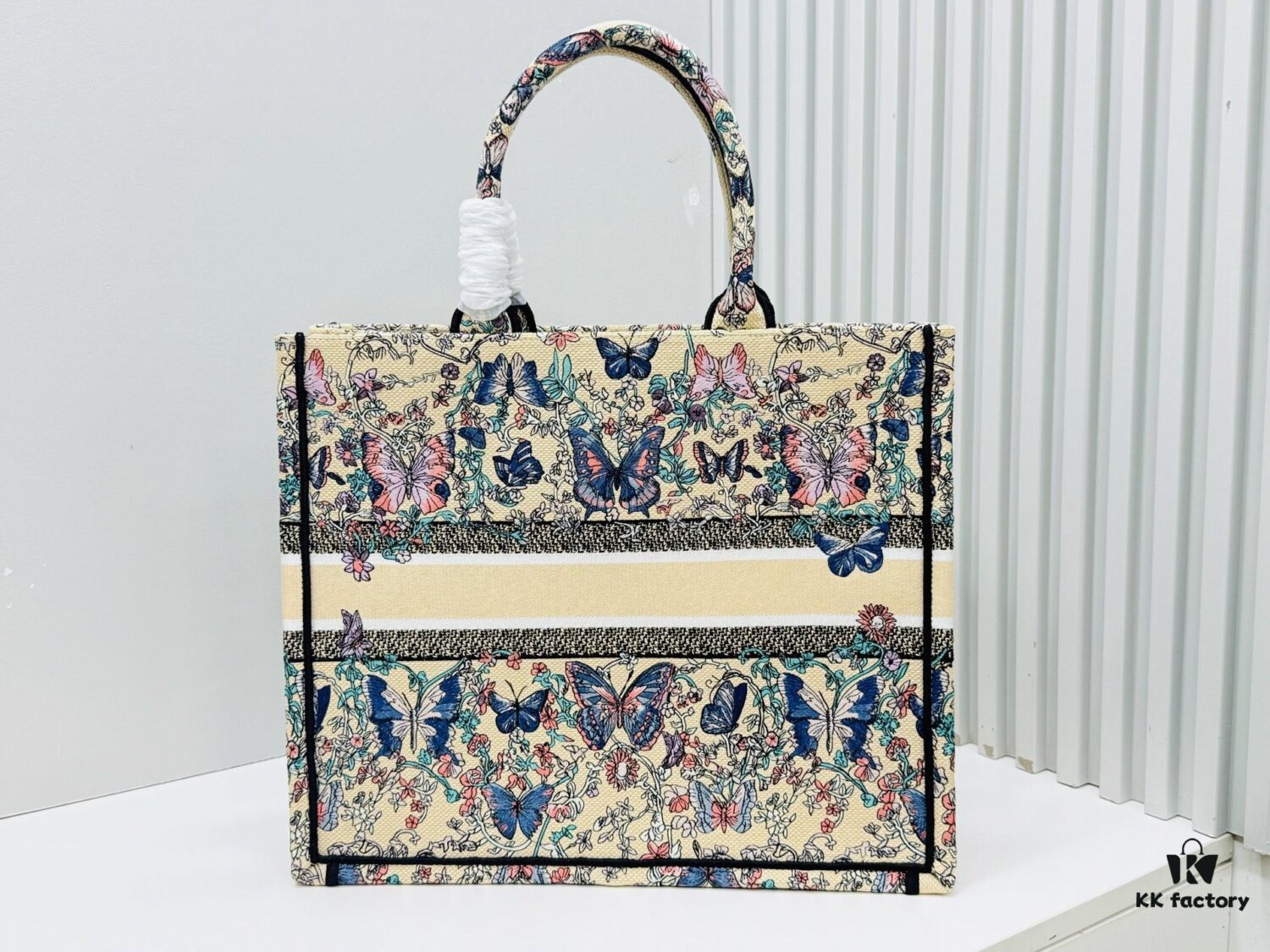 69309fa26e68136f4d9ab594 Oversized Original Order Thick Yarn Fabric Dior Book Tote