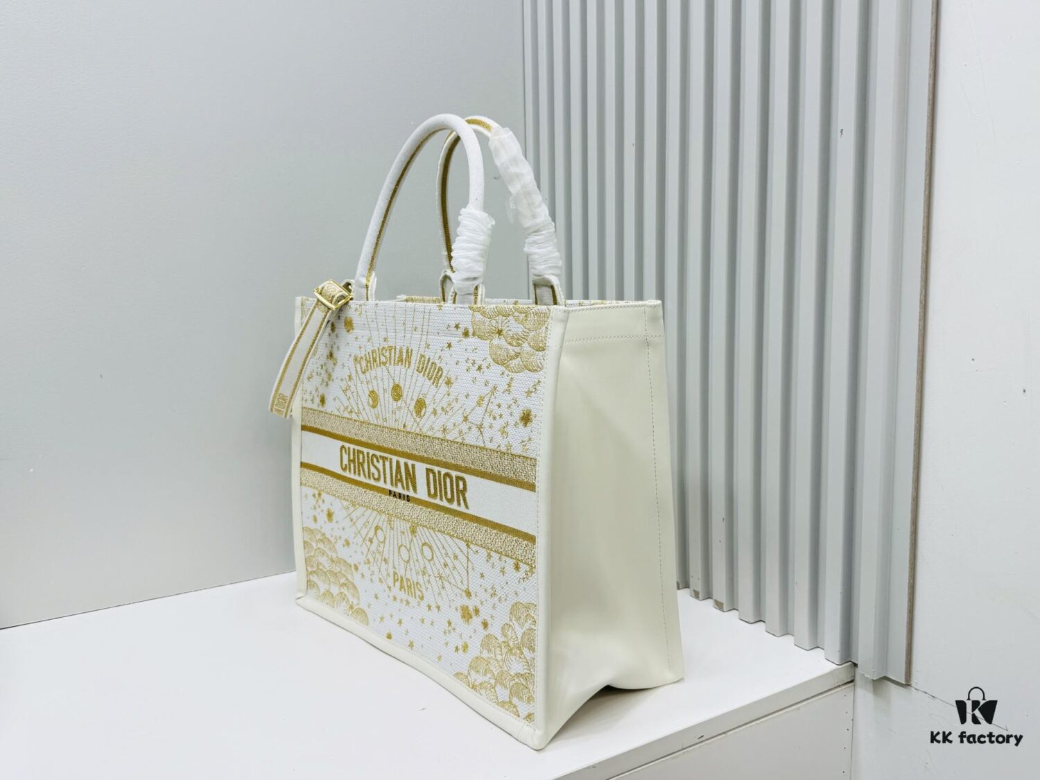 69309fc86e68136f4d9ab5ce Dior Book Tote24 Early Spring New Arrival, Large Size with Leather Trim
