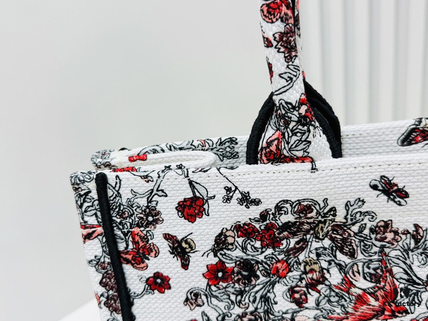 ️Thick Yarn Heavy Fabric Original Order Medium [Dior Book Tote]