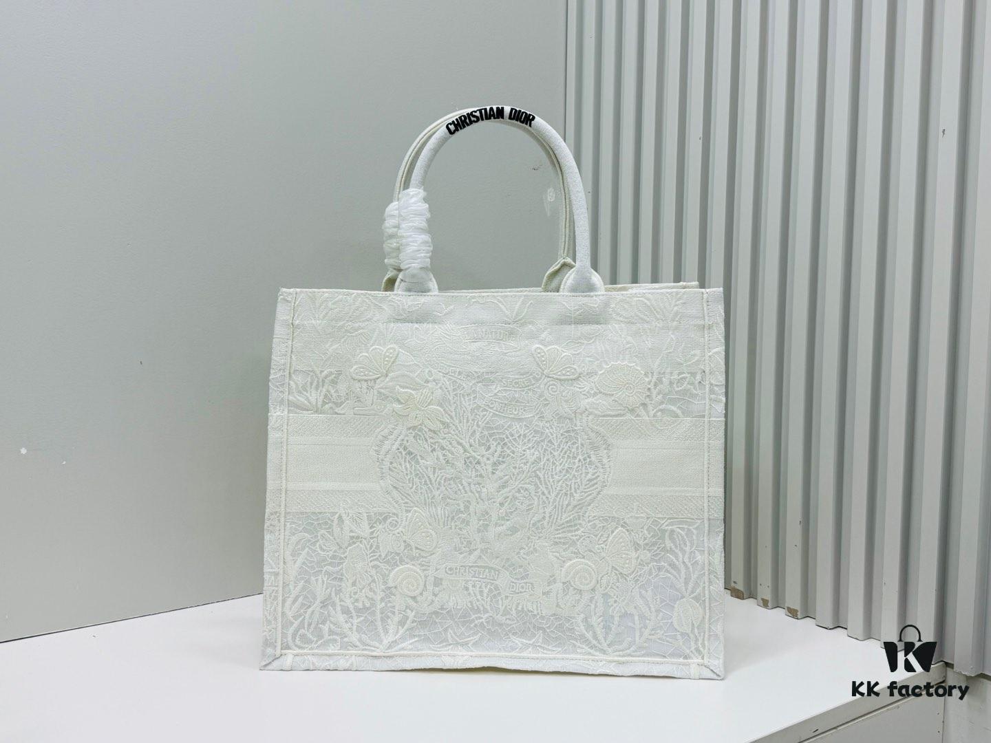 69309fe26e68136f4d9ab5f8 Oversized Original Order Thick Yarn Fabric Dior Book Tote