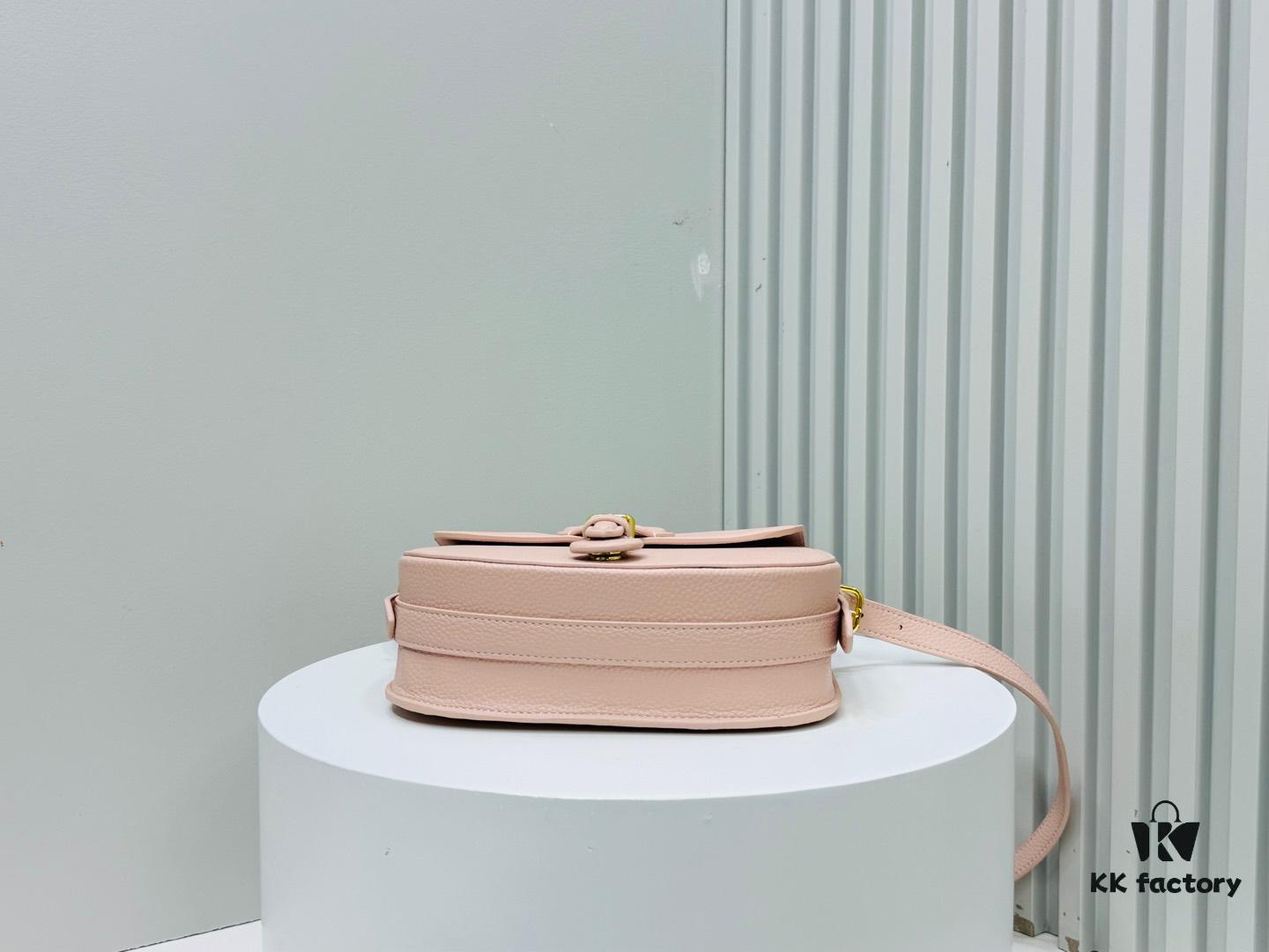 69309fe76e68136f4d9ab603 Medium Lychee-textured Dior Bobby Bag 2024 Fall/Winter New Retro Style