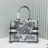 Thick Thread, Heavy Fabric Original Order Medium Size [Di0r Book Tote]