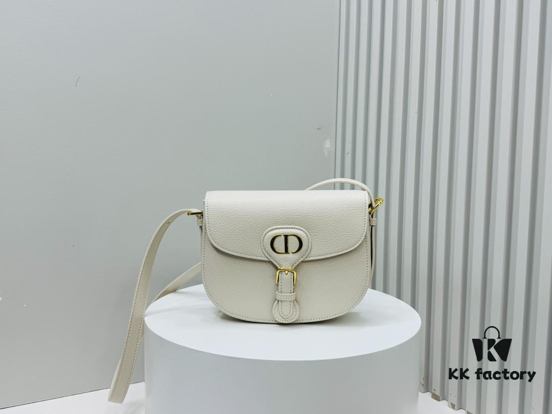 6930a0196e68136f4d9ab675 Medium Lychee Textured Dior Bobby Bag 2024 Fall/Winter New Vintage Style