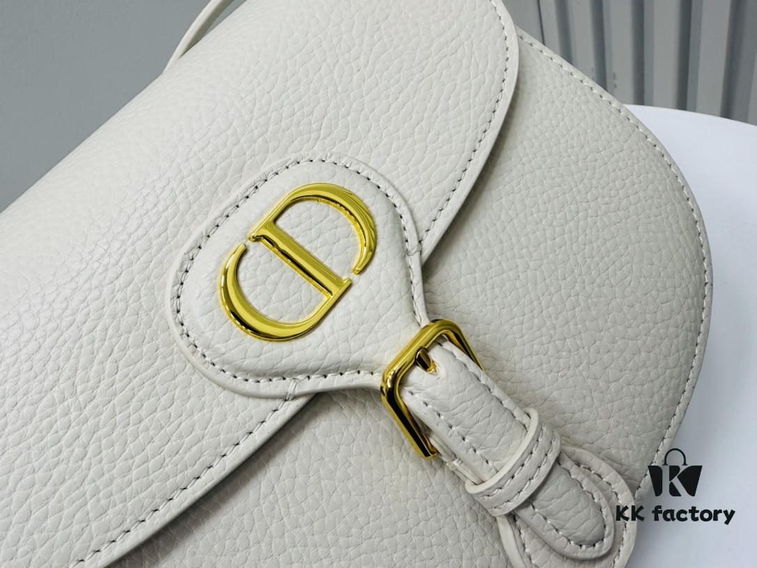 6930a01b6e68136f4d9ab67c Litchi Grain Medium Dior Bobby Bag 2024 Fall/Winter New Vintage Style