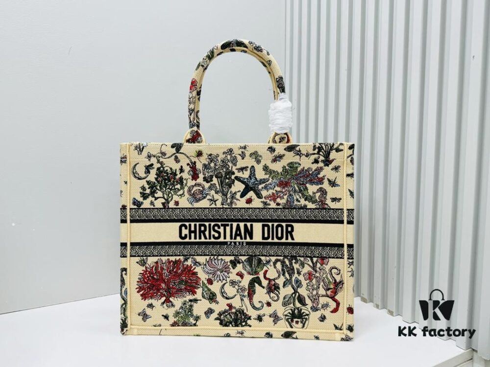 6930a01e6e68136f4d9ab680 Oversized Original Order Di0r Book Tote - Thick Yarn Fabric