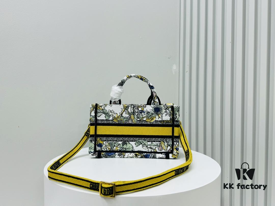 Ultra Mini Shoulder Strap DIOR Book Tote24 Spring Collection New Arrival