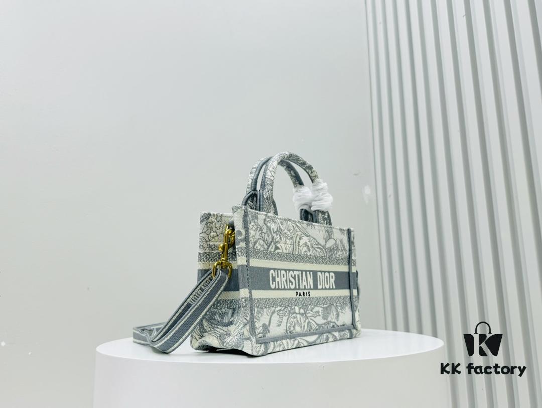 Ultra Mini Shoulder Strap DIOR Book Tote24 Spring Collection New Arrival