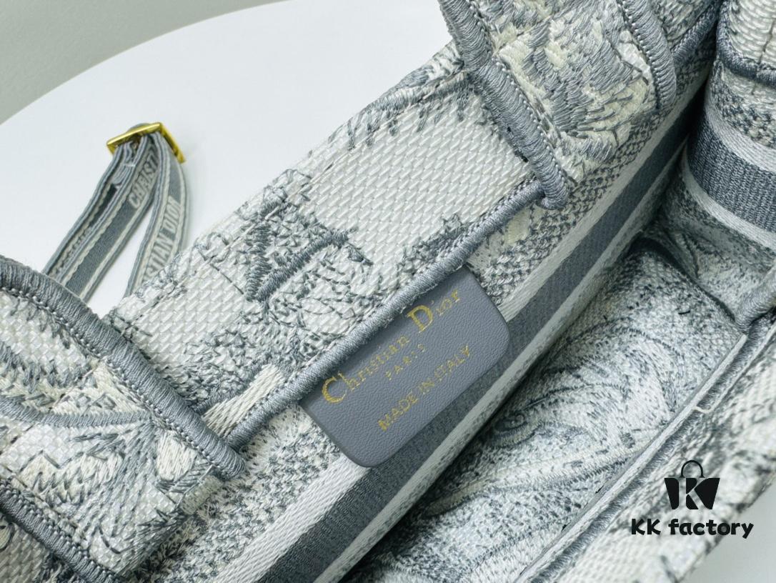 Ultra Mini Shoulder Strap DIOR Book Tote24 Spring Collection New Arrival