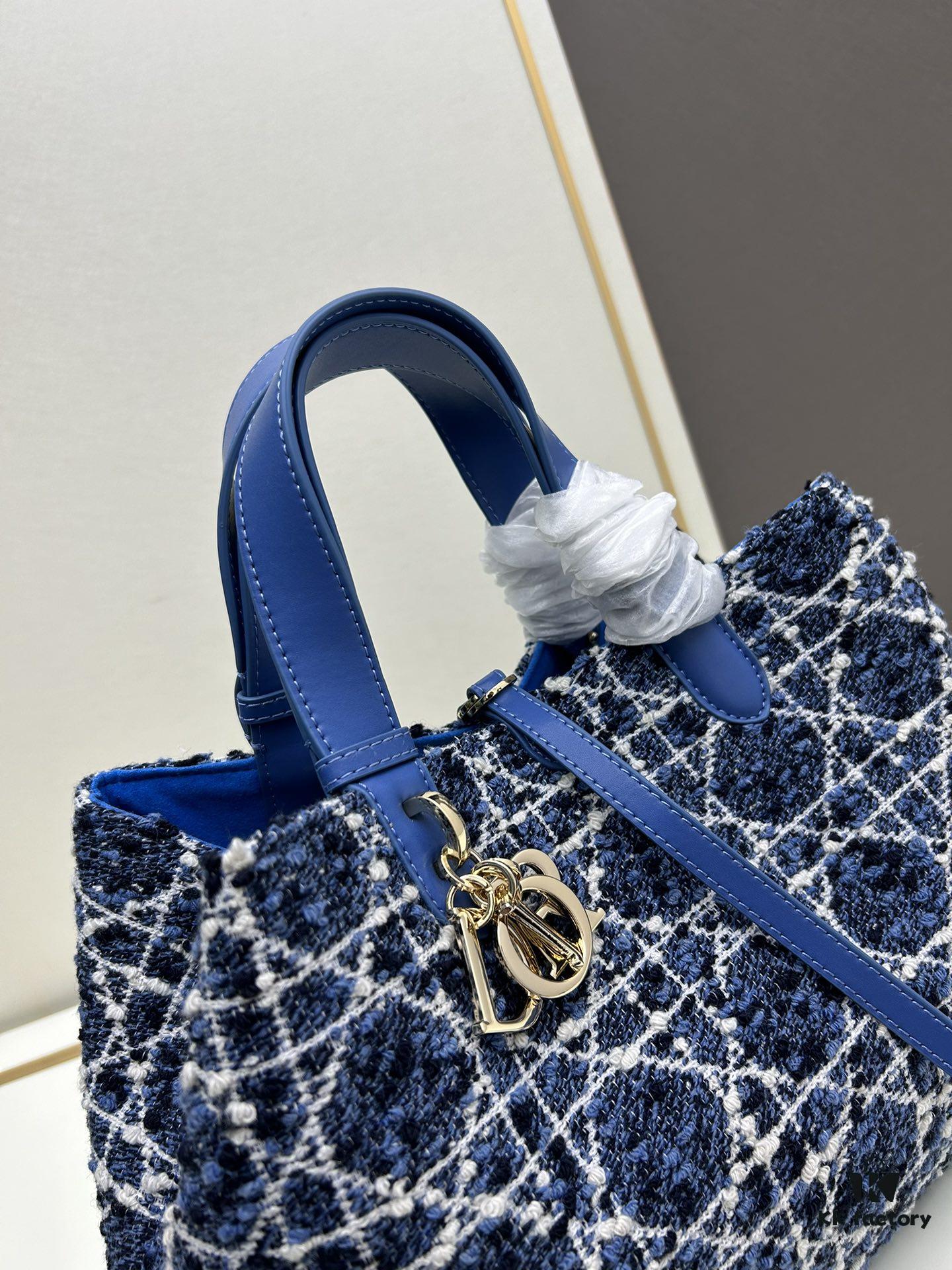 Dior Always Tweed Series, Luxury Original Leather, Large Quilted Design, Elegant and Stylish Crossbody Bag