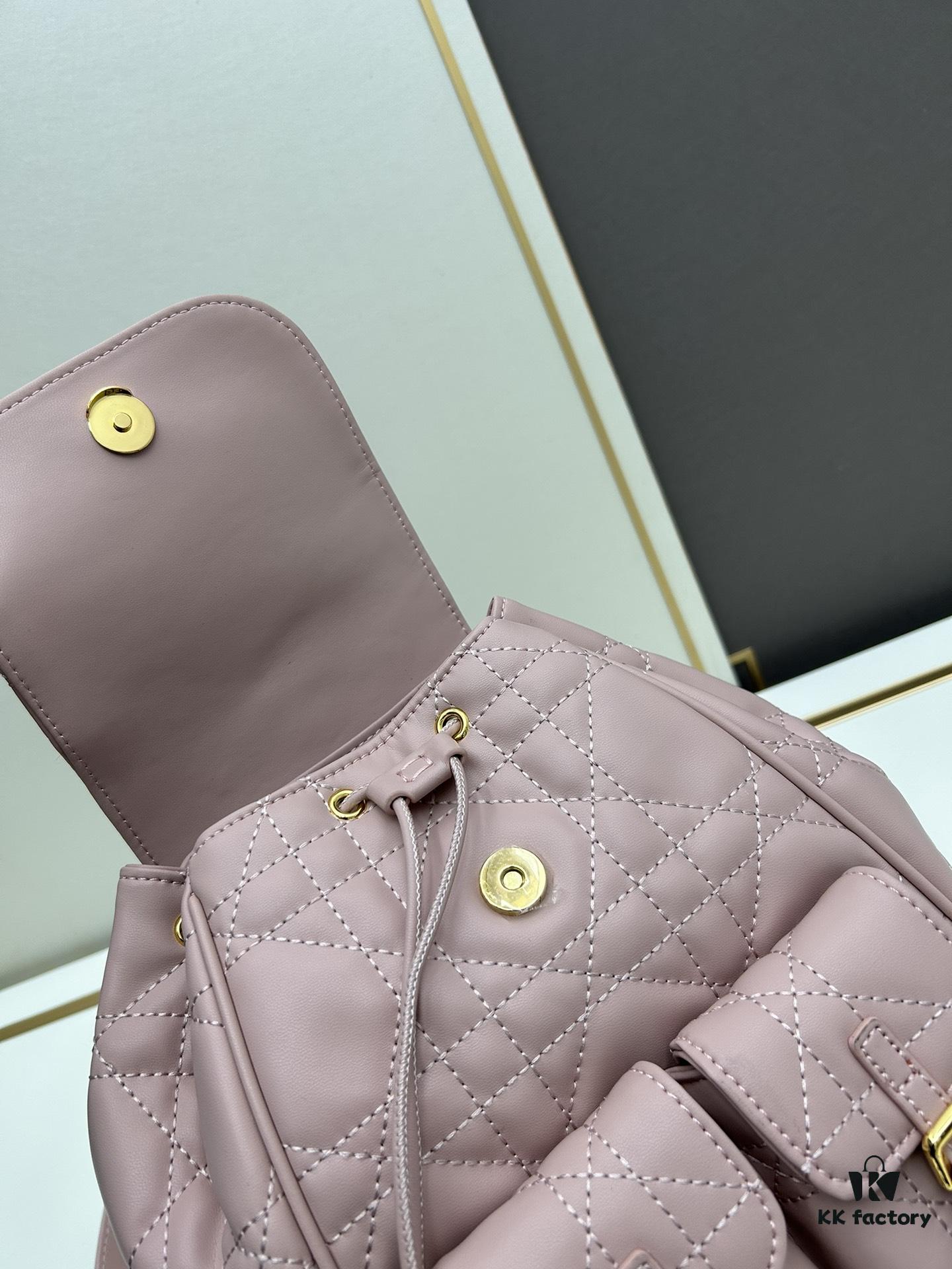 6930a0856e68136f4d9ab75b Large 310, Small Joys: Warmth and Comfort in Leisure Time