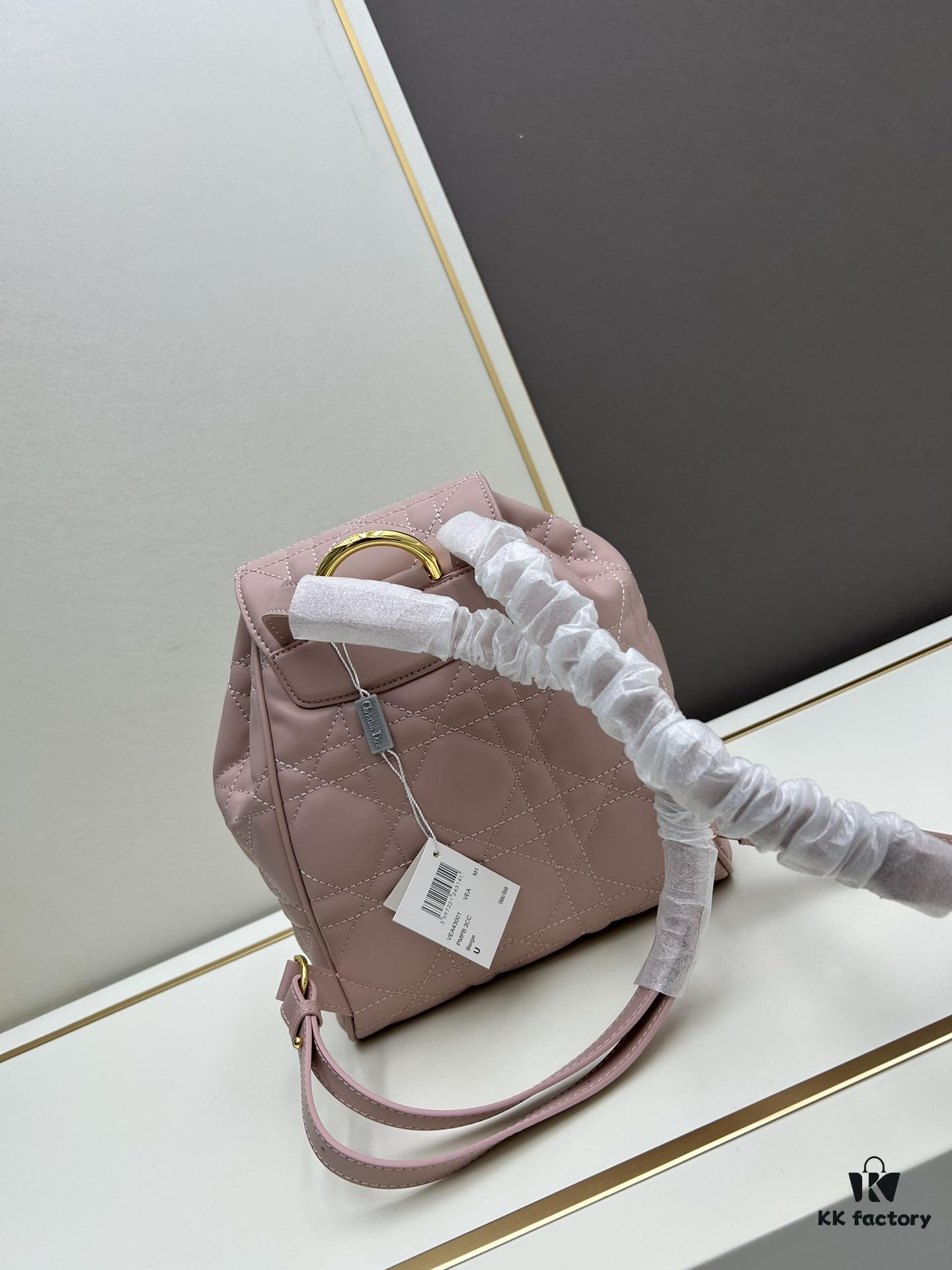 6930a08c6e68136f4d9ab76b Large 310, Small Joys: Warmth and Comfort in Leisure Time