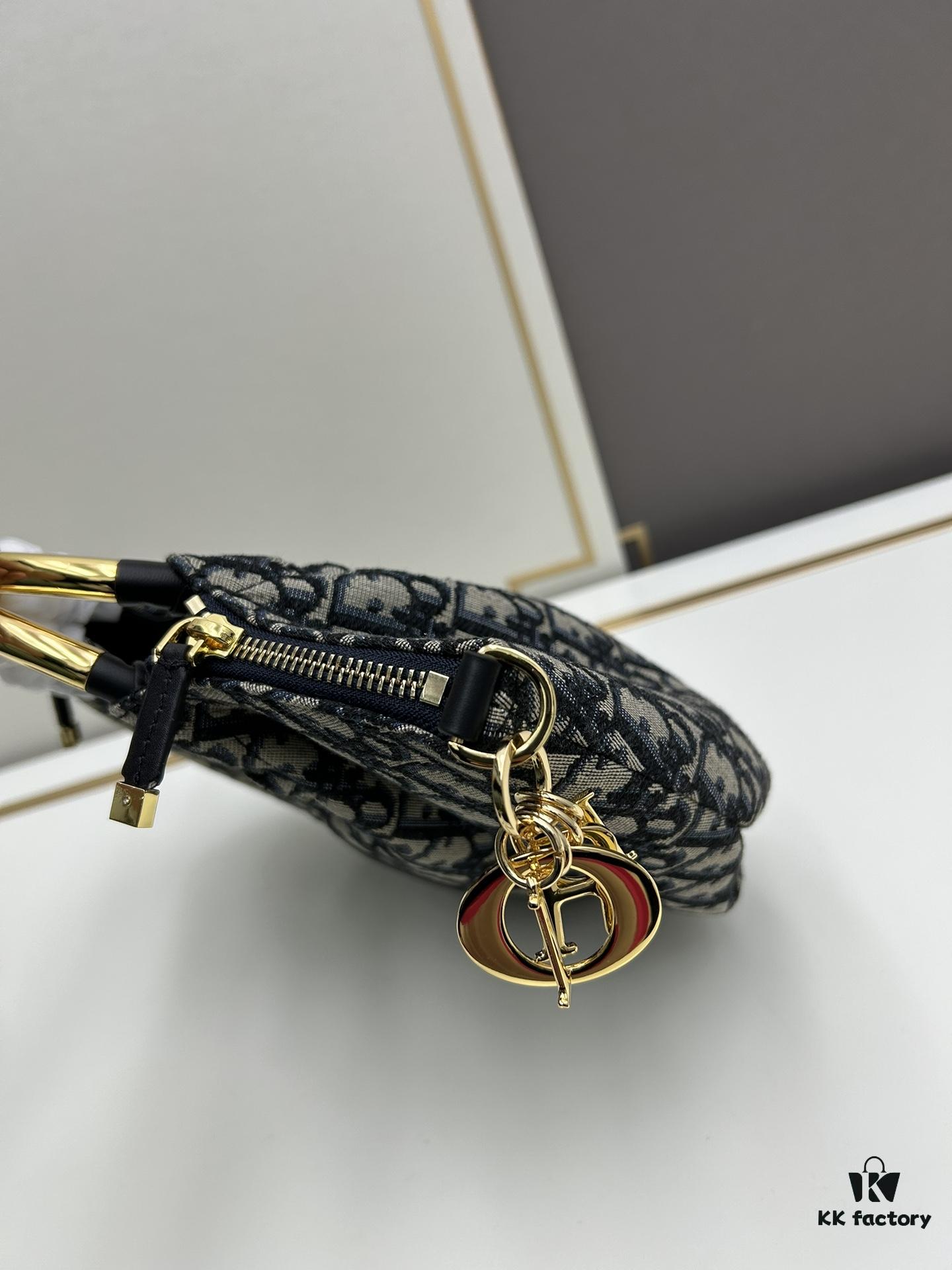 DIOR 2025 New Vintage-Style Puff Bag in Leather and Fabric