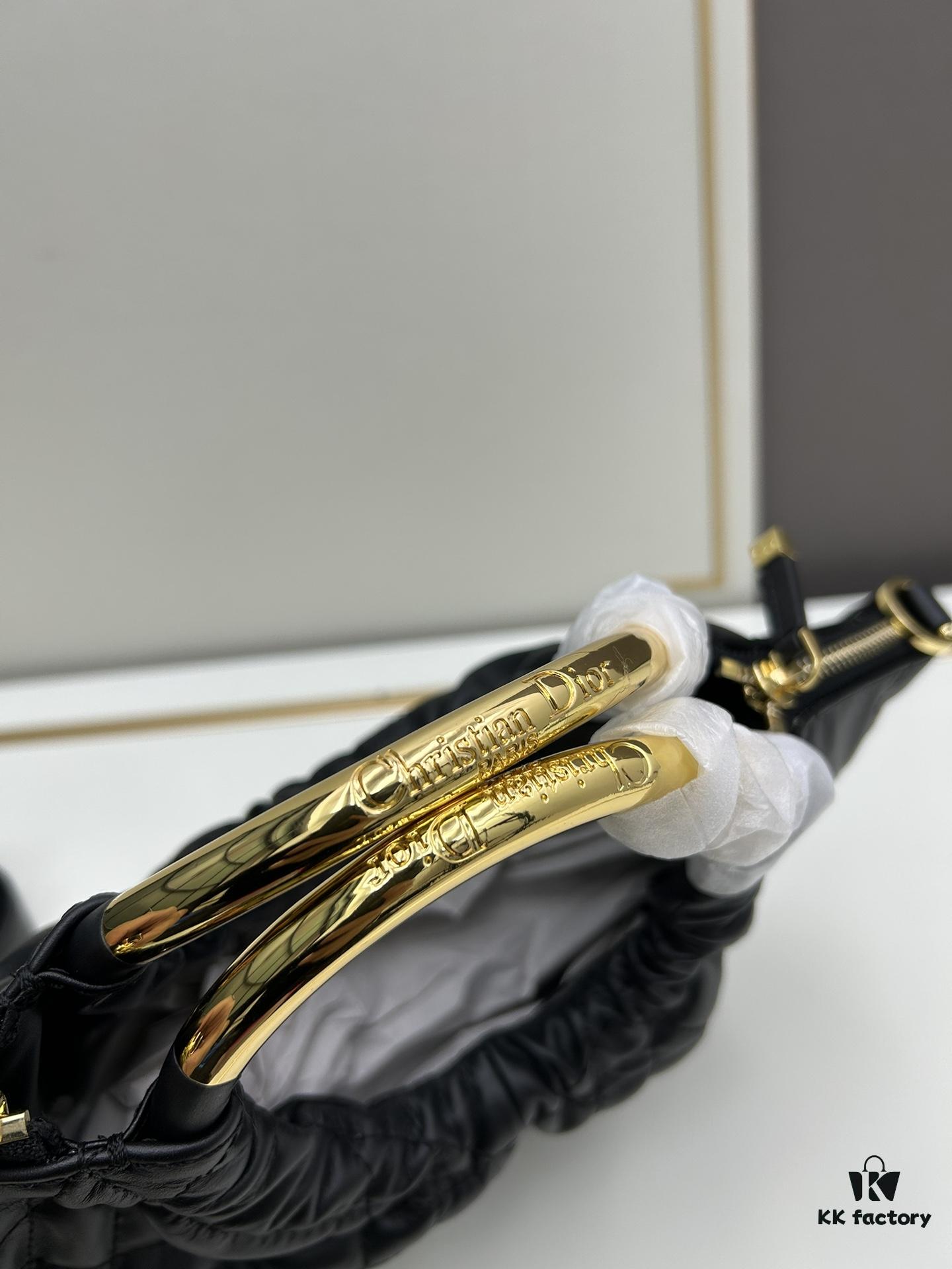 6930a09e6e68136f4d9ab78d DIOR 2025 New Style Clutch Bag – A Surprisingly Stylish Vintage Design