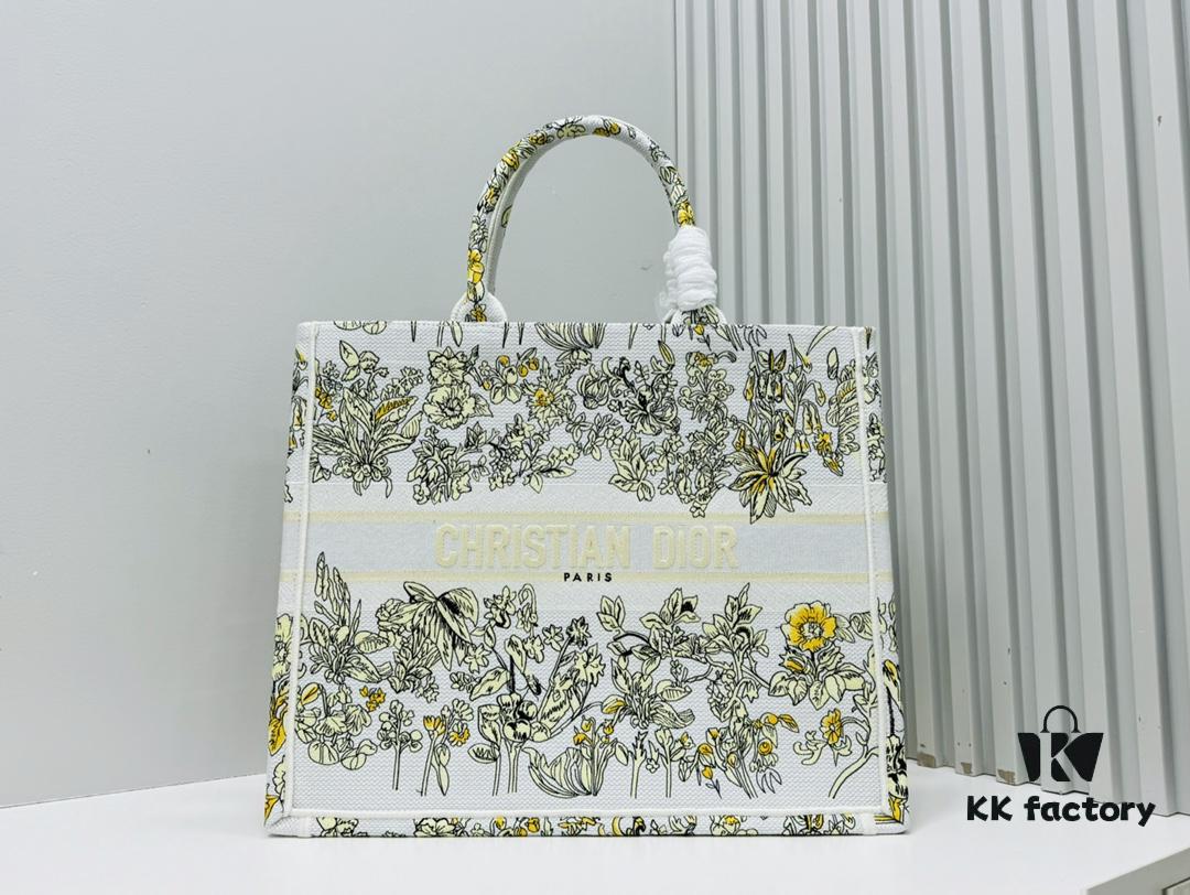 6930a0c16e68136f4d9ab7d7 Large Original Order Thick Yarn Fabric Dior Book Tote