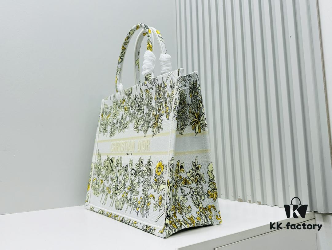 6930a0c16e68136f4d9ab7d9 Large Original Order Thick Yarn Fabric Dior Book Tote
