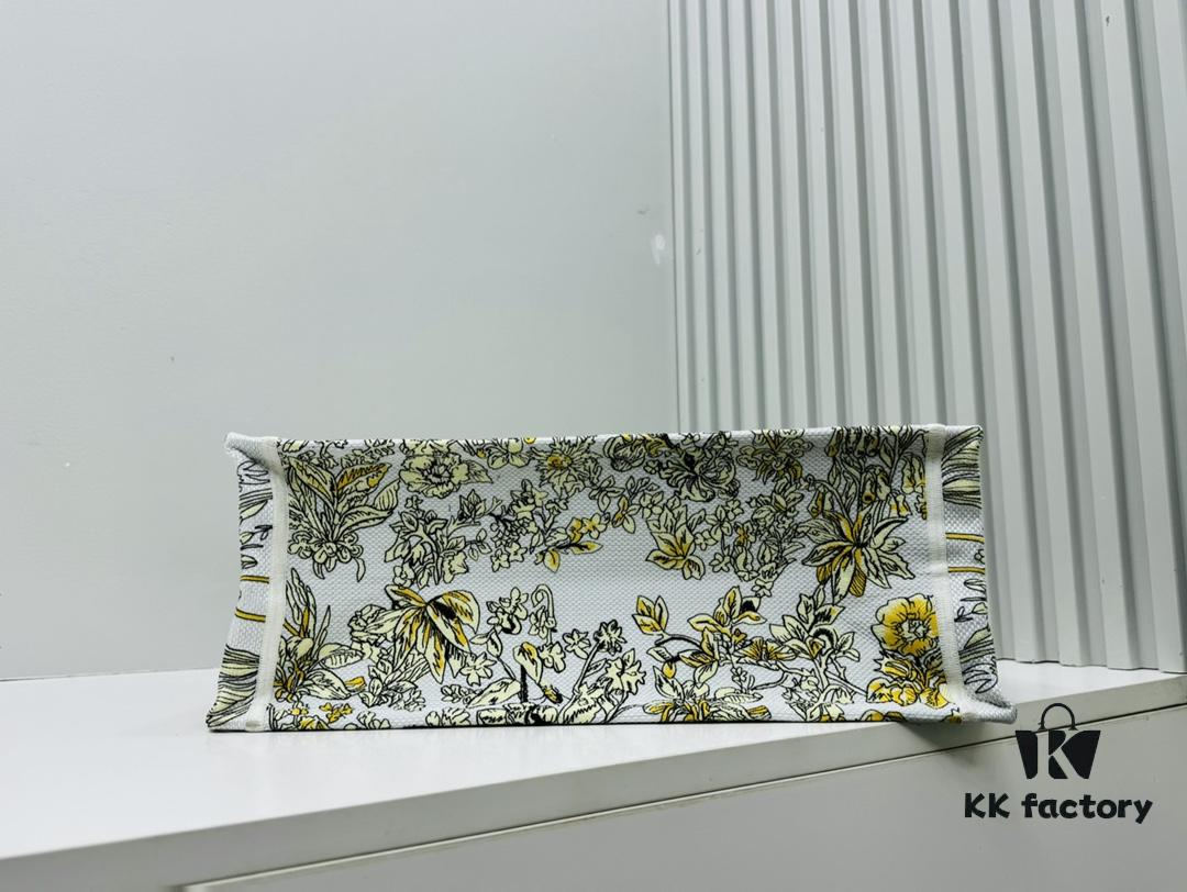 6930a0c46e68136f4d9ab7dd Large Original Order Thick Yarn Fabric Dior Book Tote